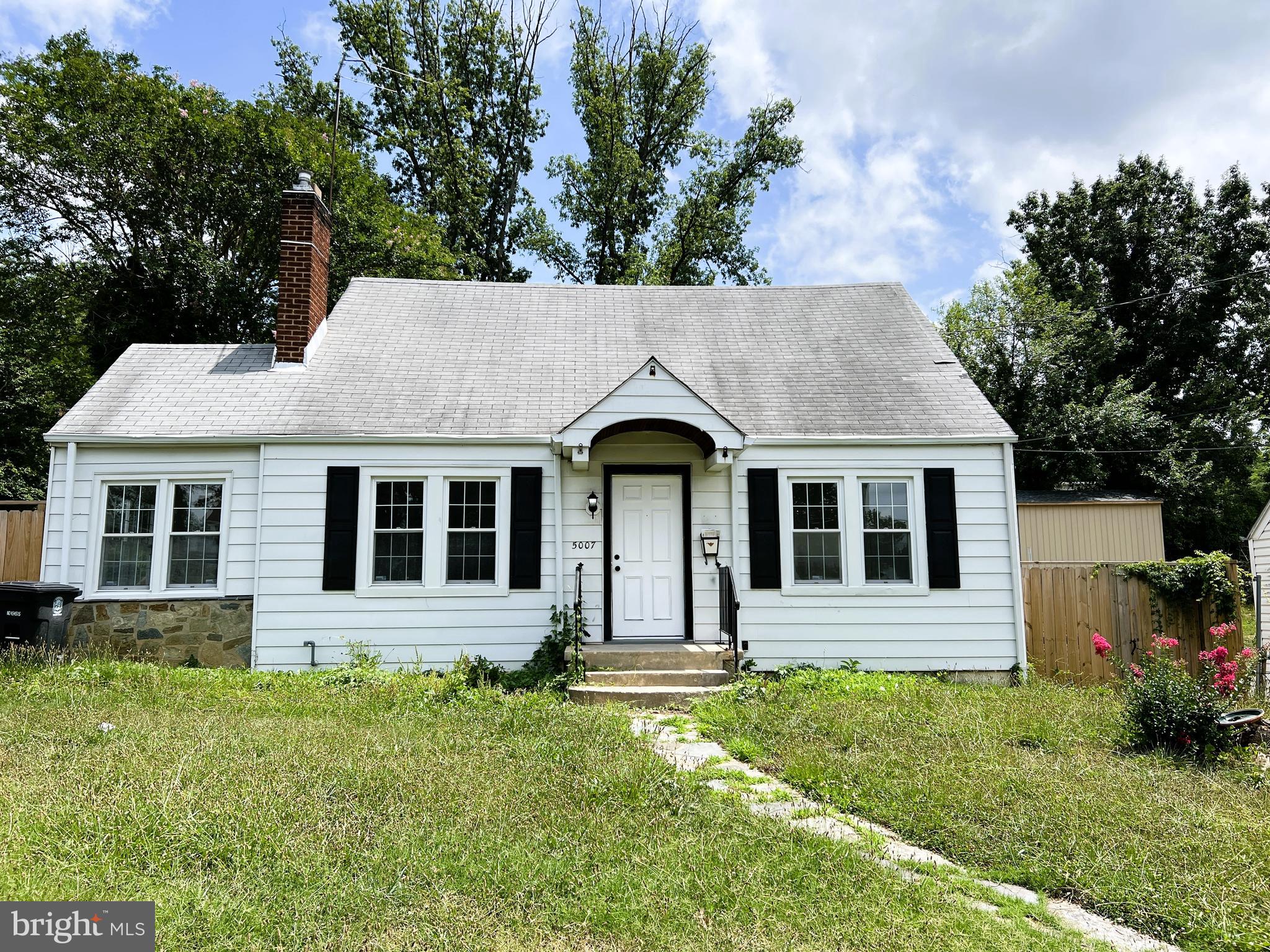 Fully renovated and ready to move in.  Granite counters, stainless steel appliances, 4 bedrooms, 2 fully updated bathrooms, central AC, large fenced-in yard, huge basement, and much more.  Best deal in PG County.  Call now!!
