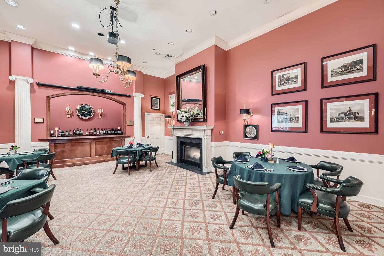 LUTHERVILLE - Residential