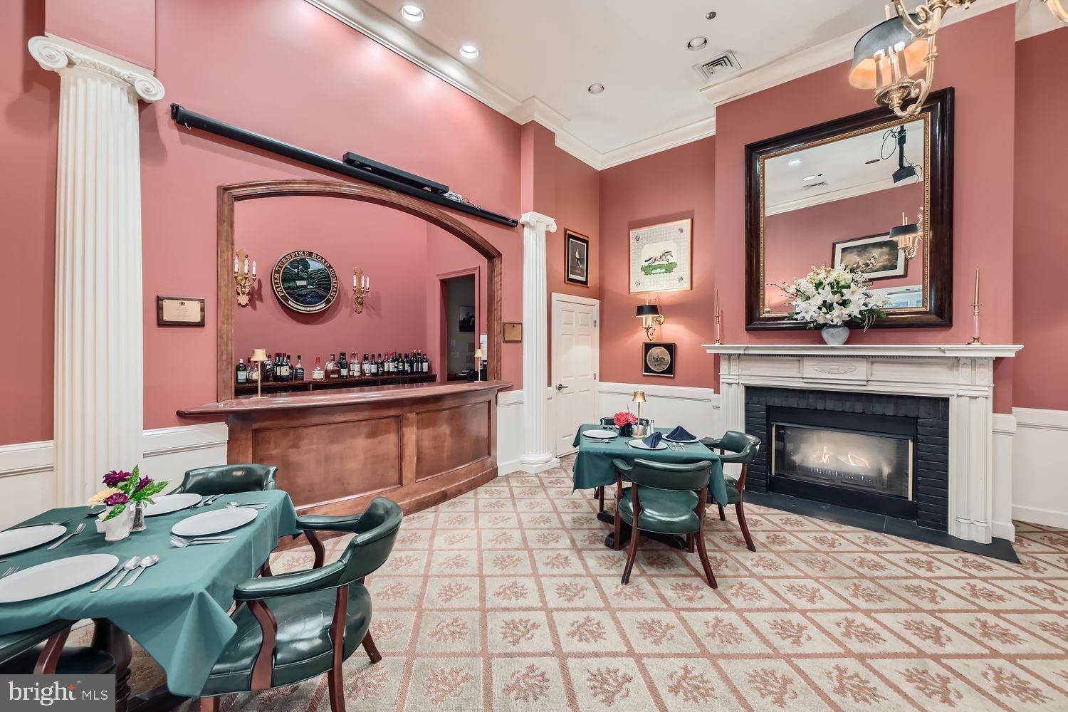 LUTHERVILLE - Residential