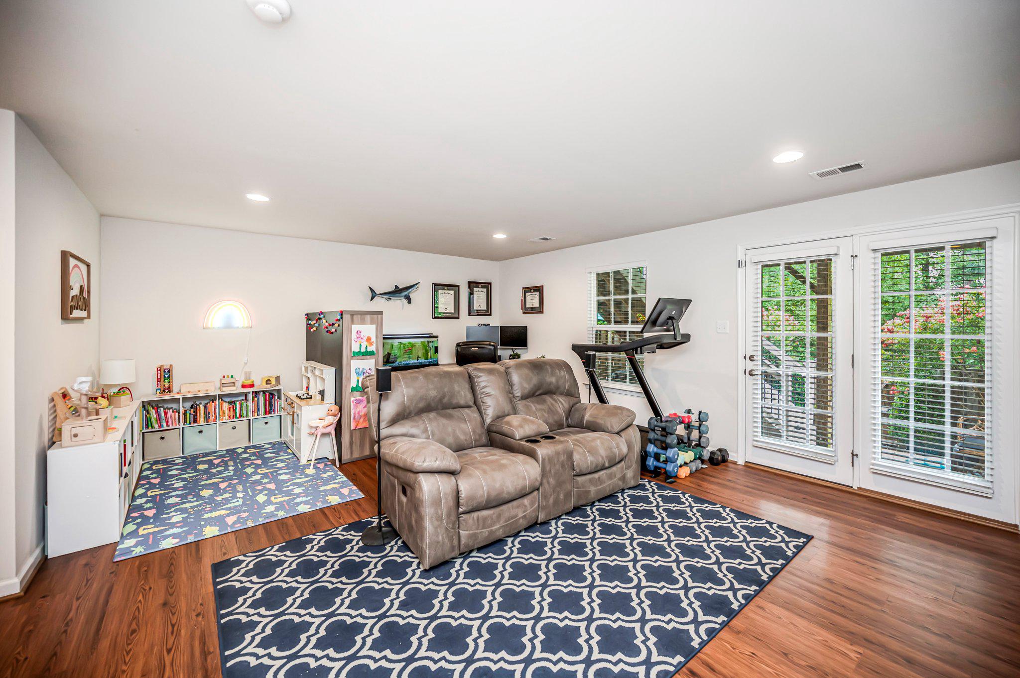 WENTWORTH GREEN - Residential