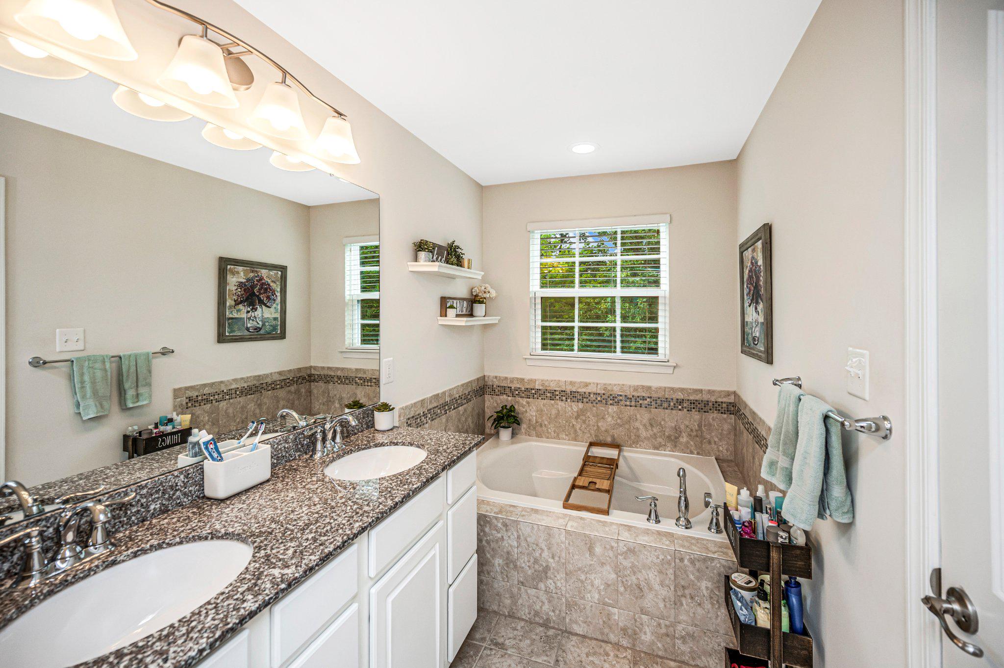WENTWORTH GREEN - Residential