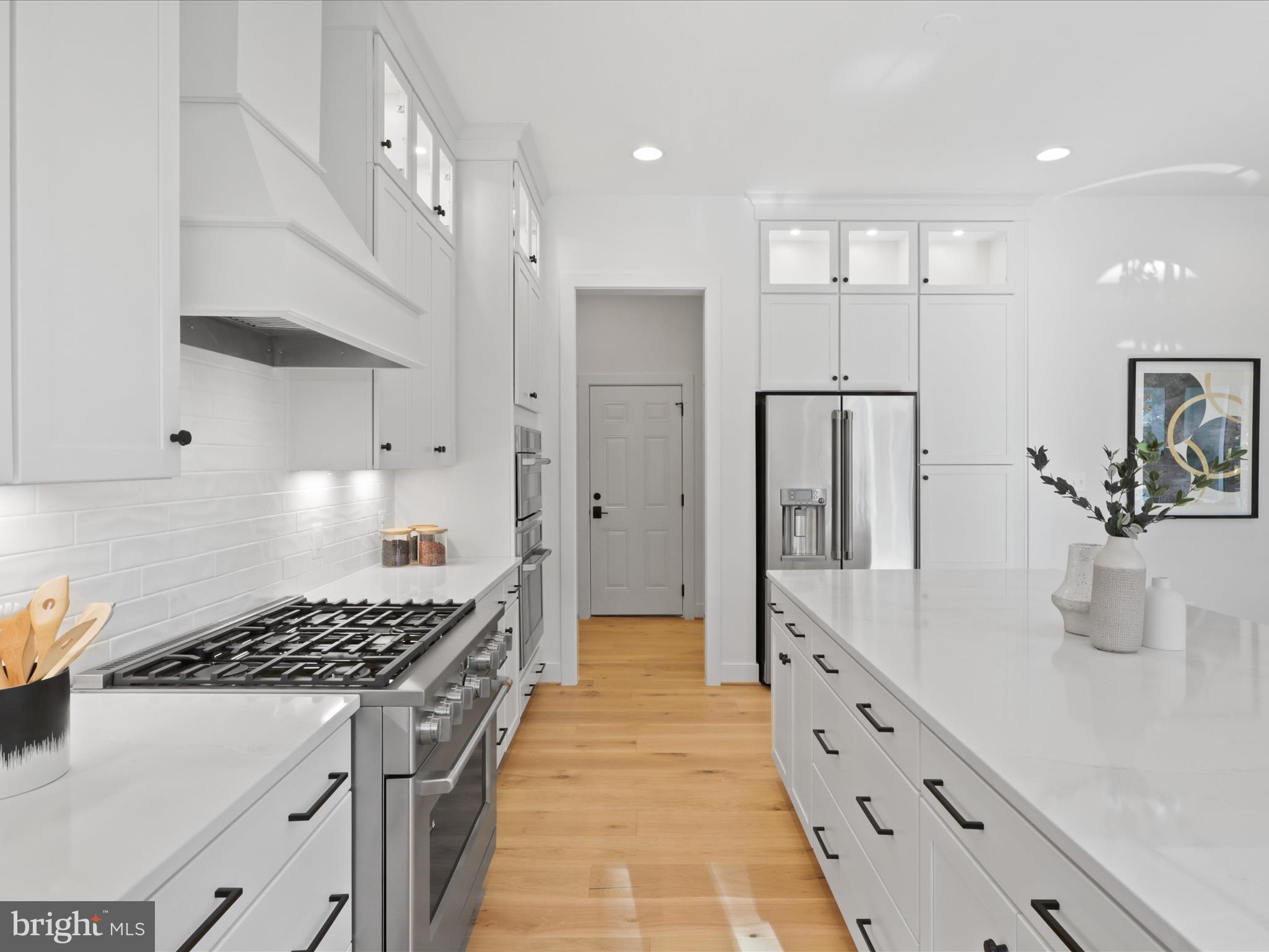 VIENNA WOODS - Residential