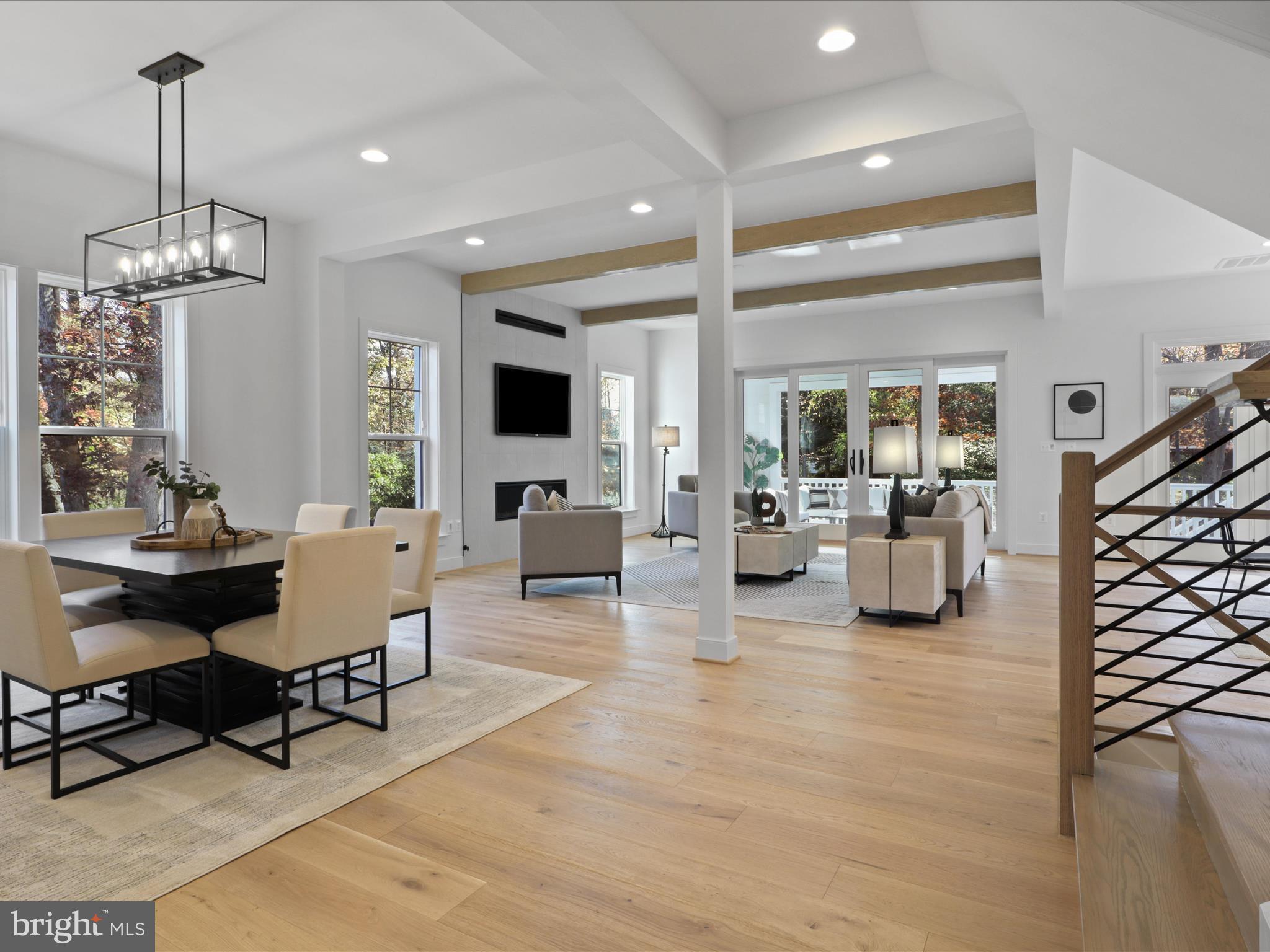 VIENNA WOODS - Residential