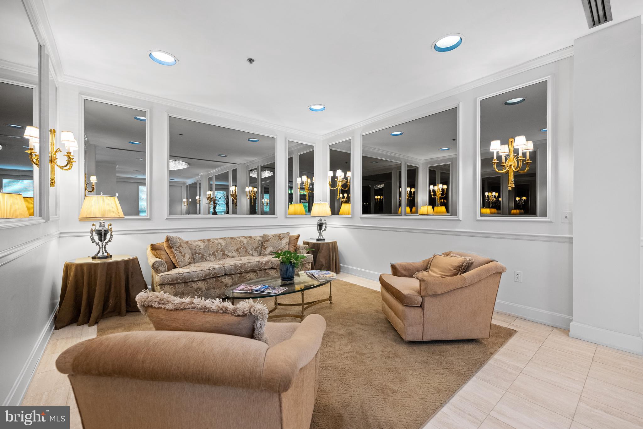 GRAYS LANE HOUSE - Residential