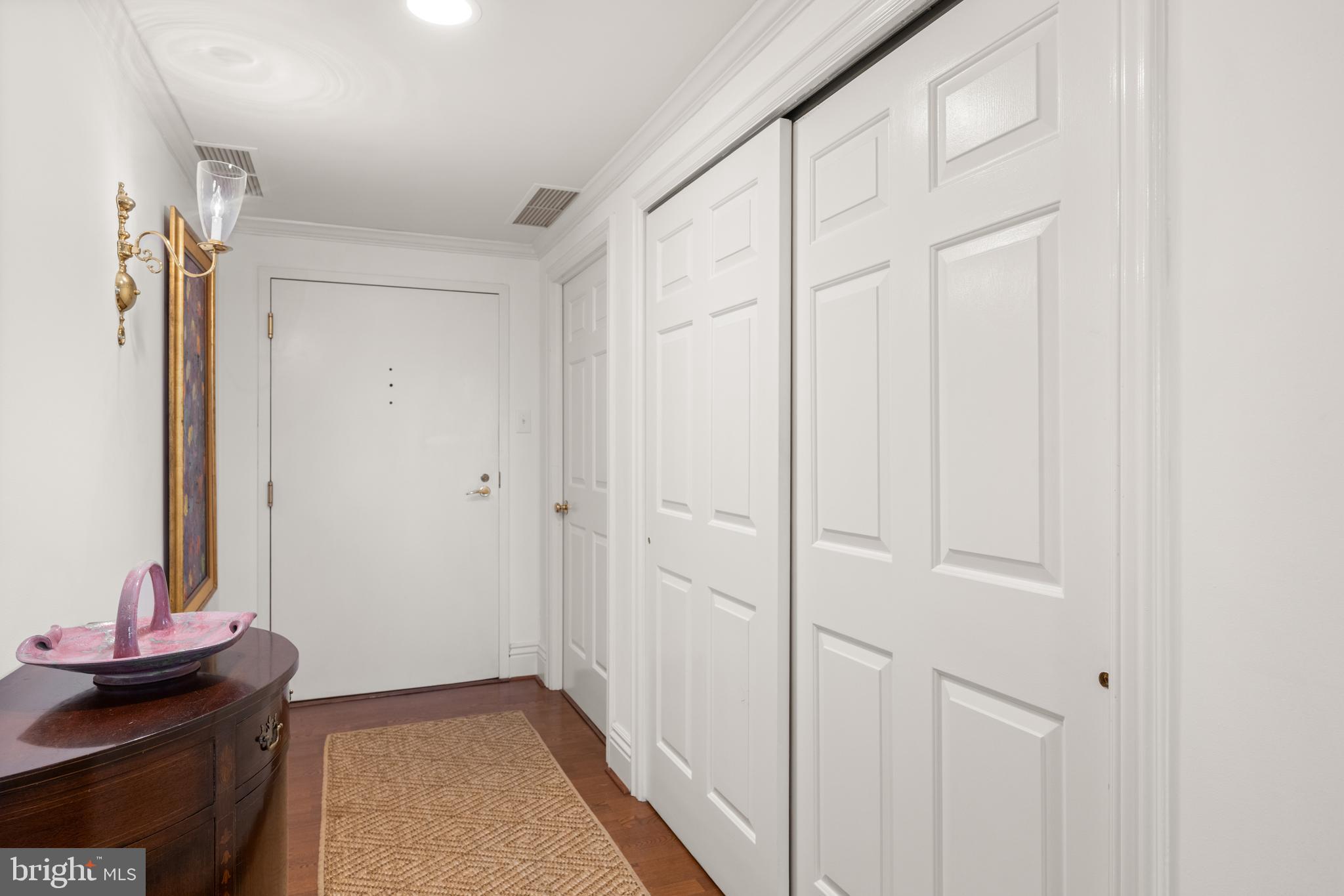 GRAYS LANE HOUSE - Residential