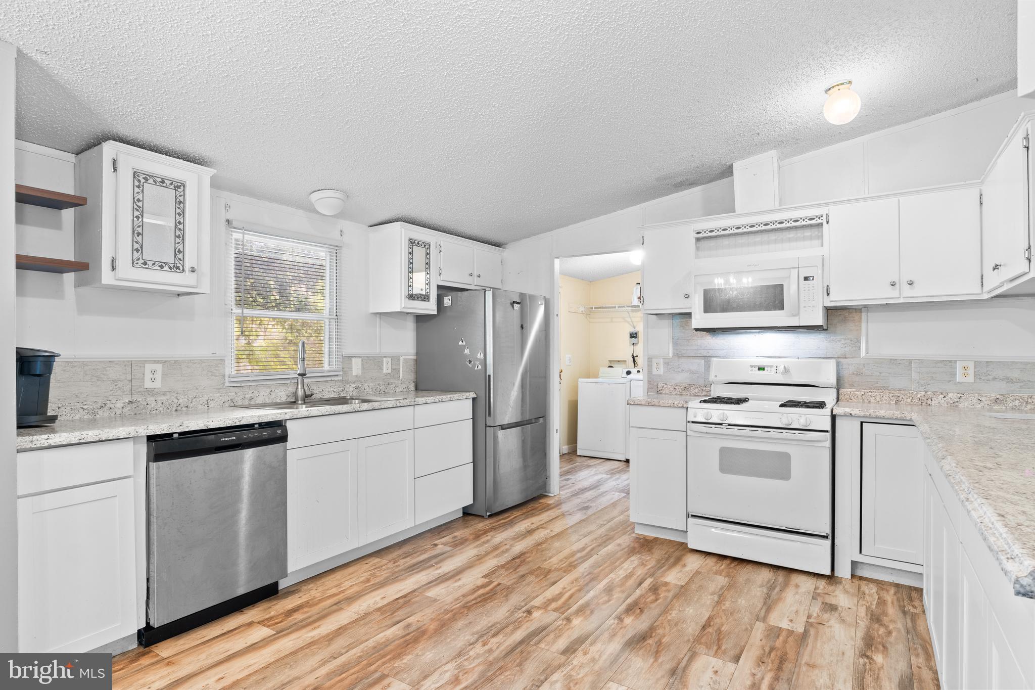 NEROS ACRES - Residential
