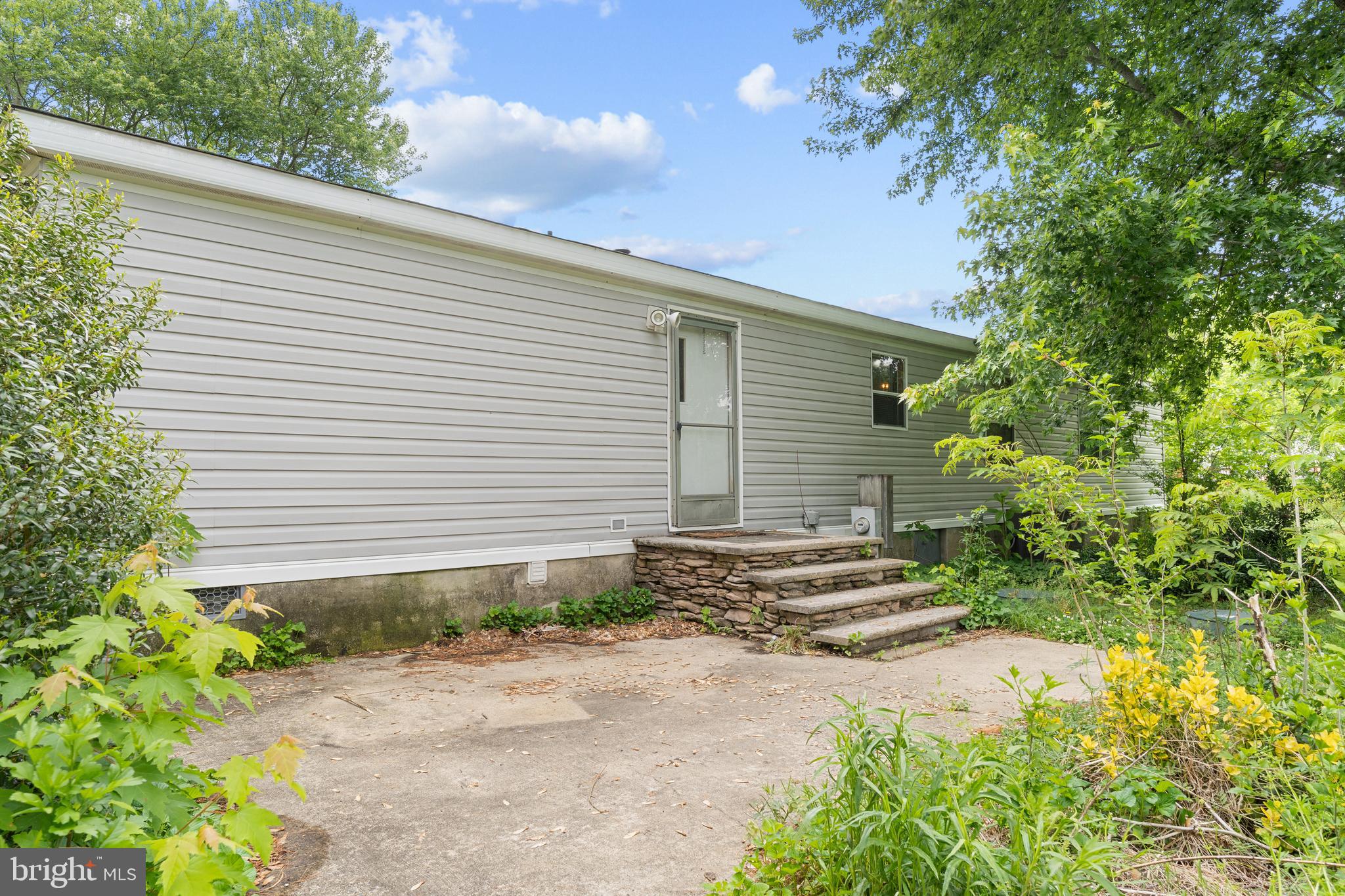 NEROS ACRES - Residential