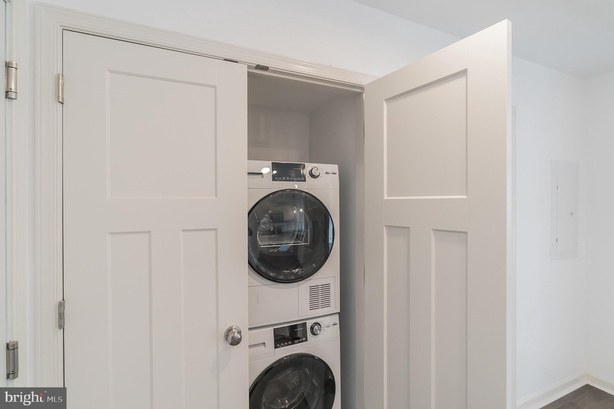 ROXBOROUGH - Residential Lease
