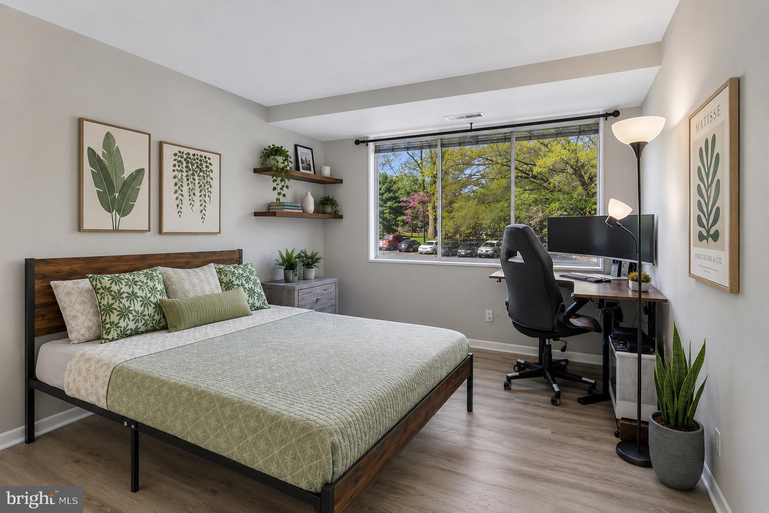 WHITEHALL - Residential
