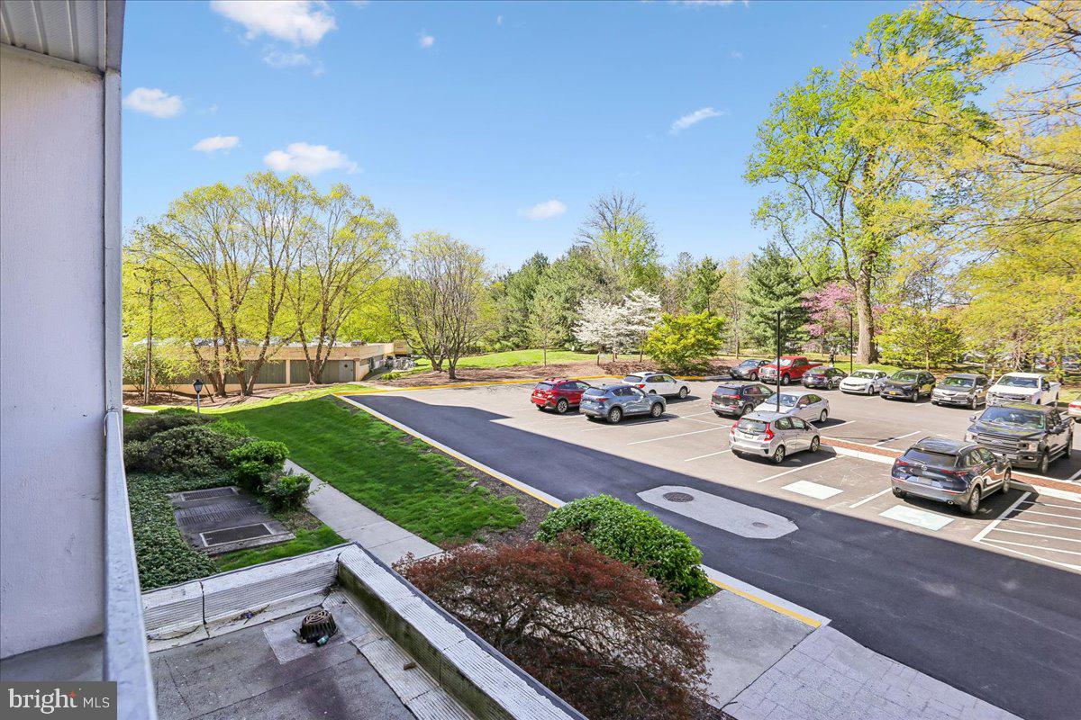 WHITEHALL - Residential