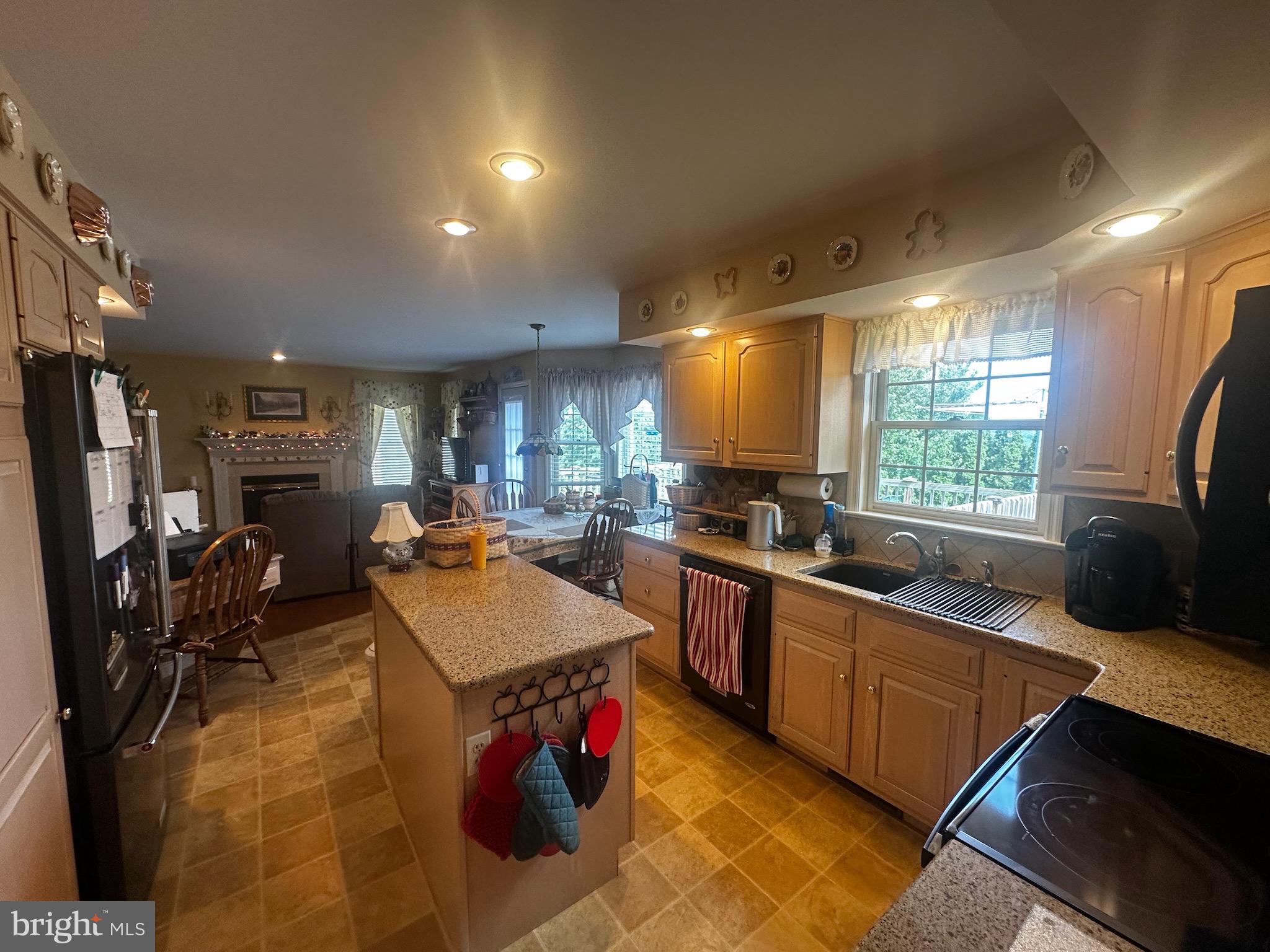 BROOKRIDGE ESTATES - Residential