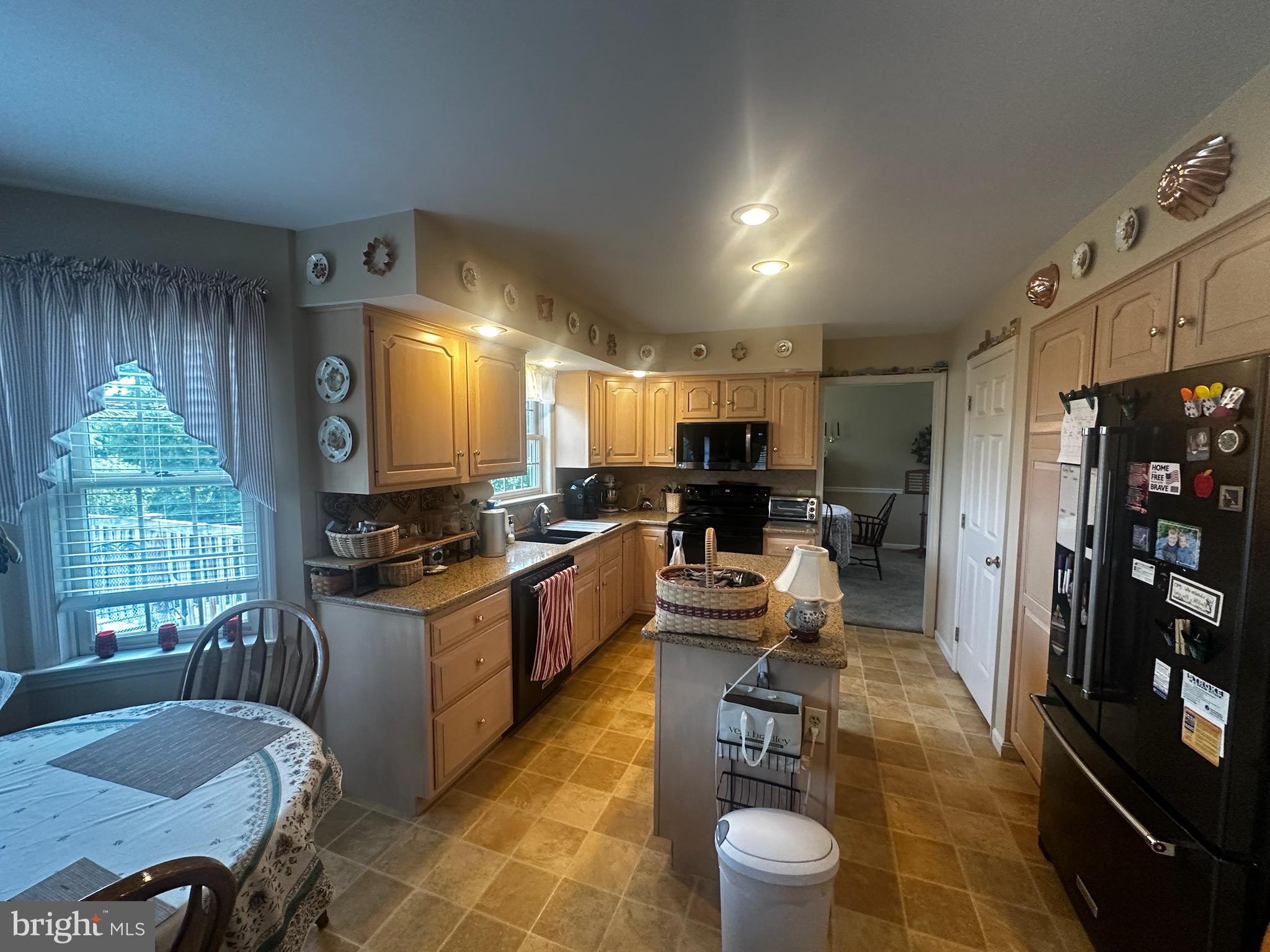 BROOKRIDGE ESTATES - Residential