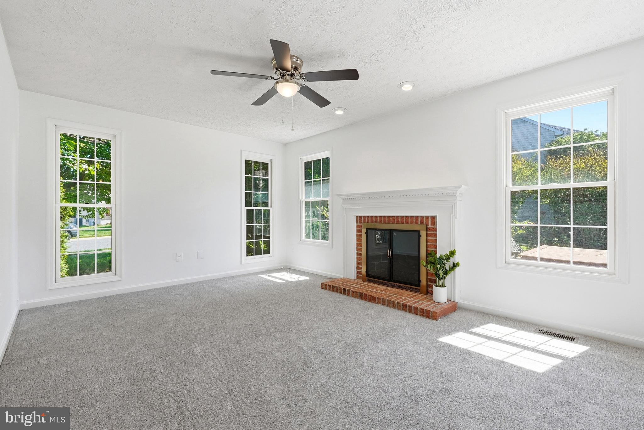 VALEWOOD ESTATES - Residential