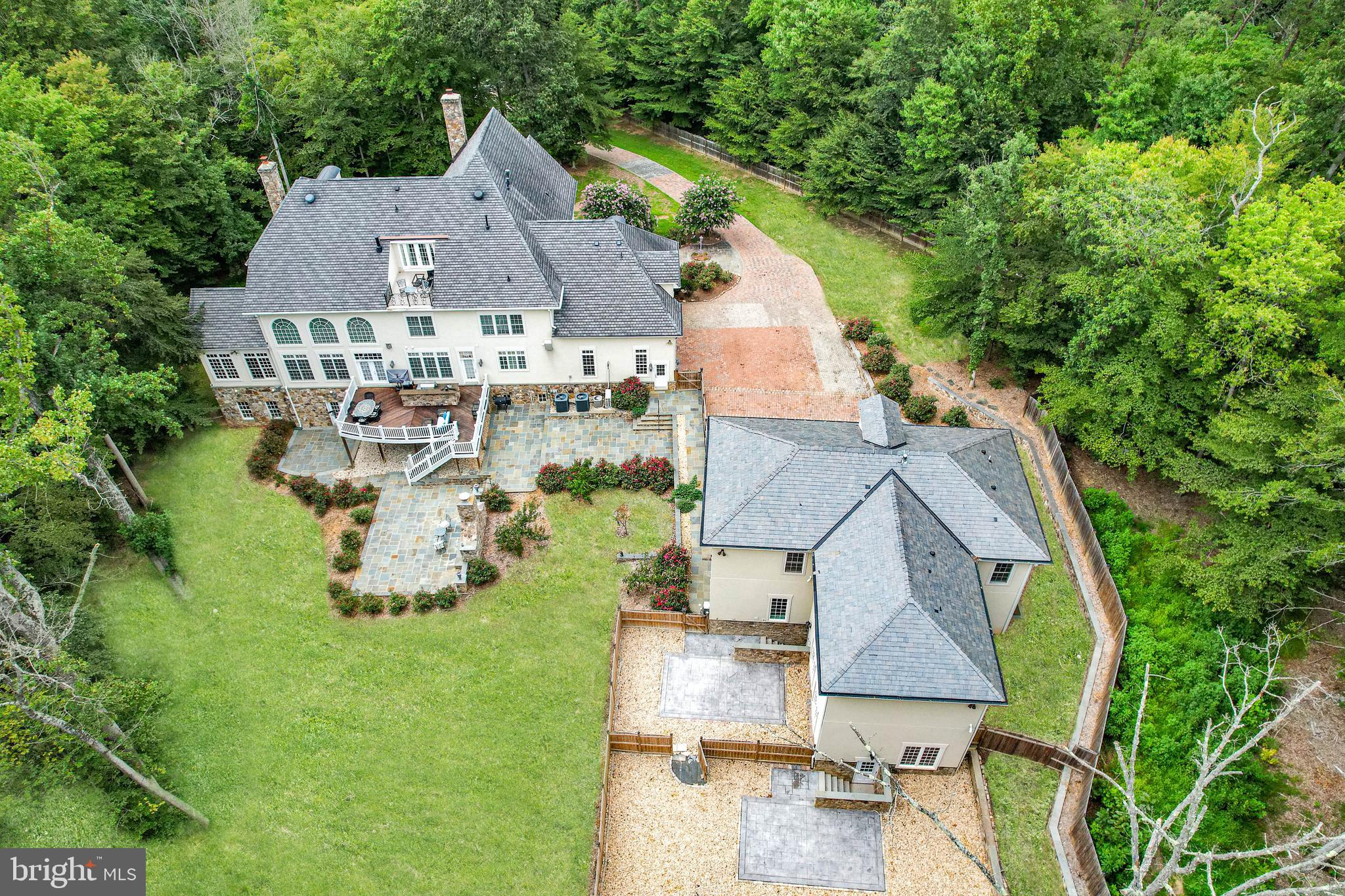CLIFTON - Residential