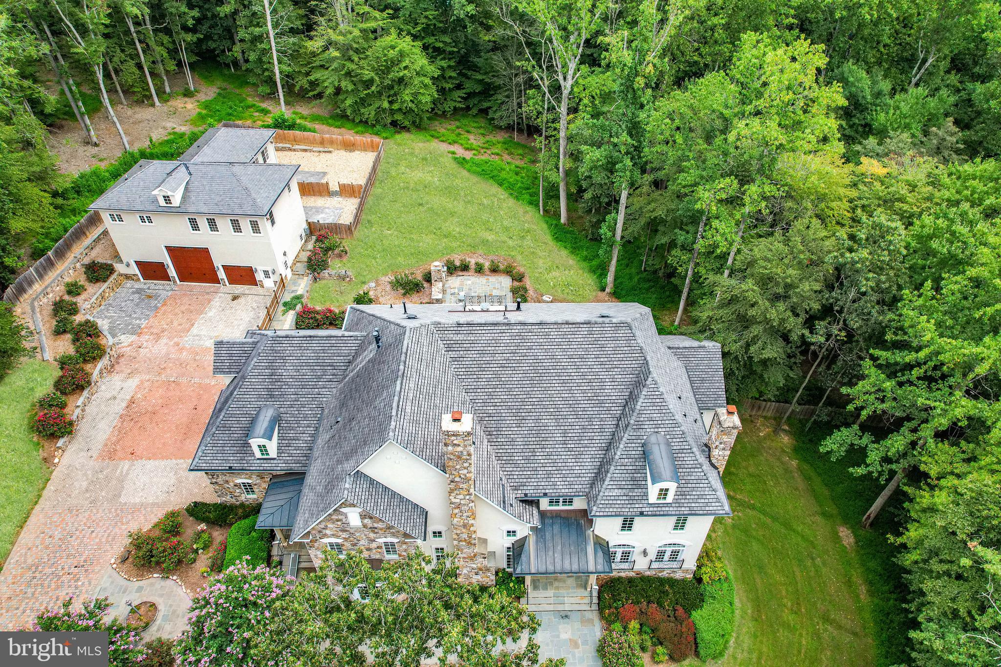 CLIFTON - Residential