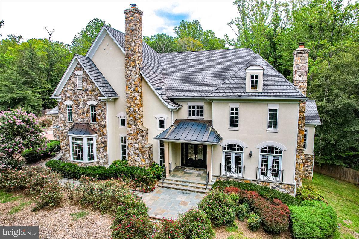 CLIFTON - Residential