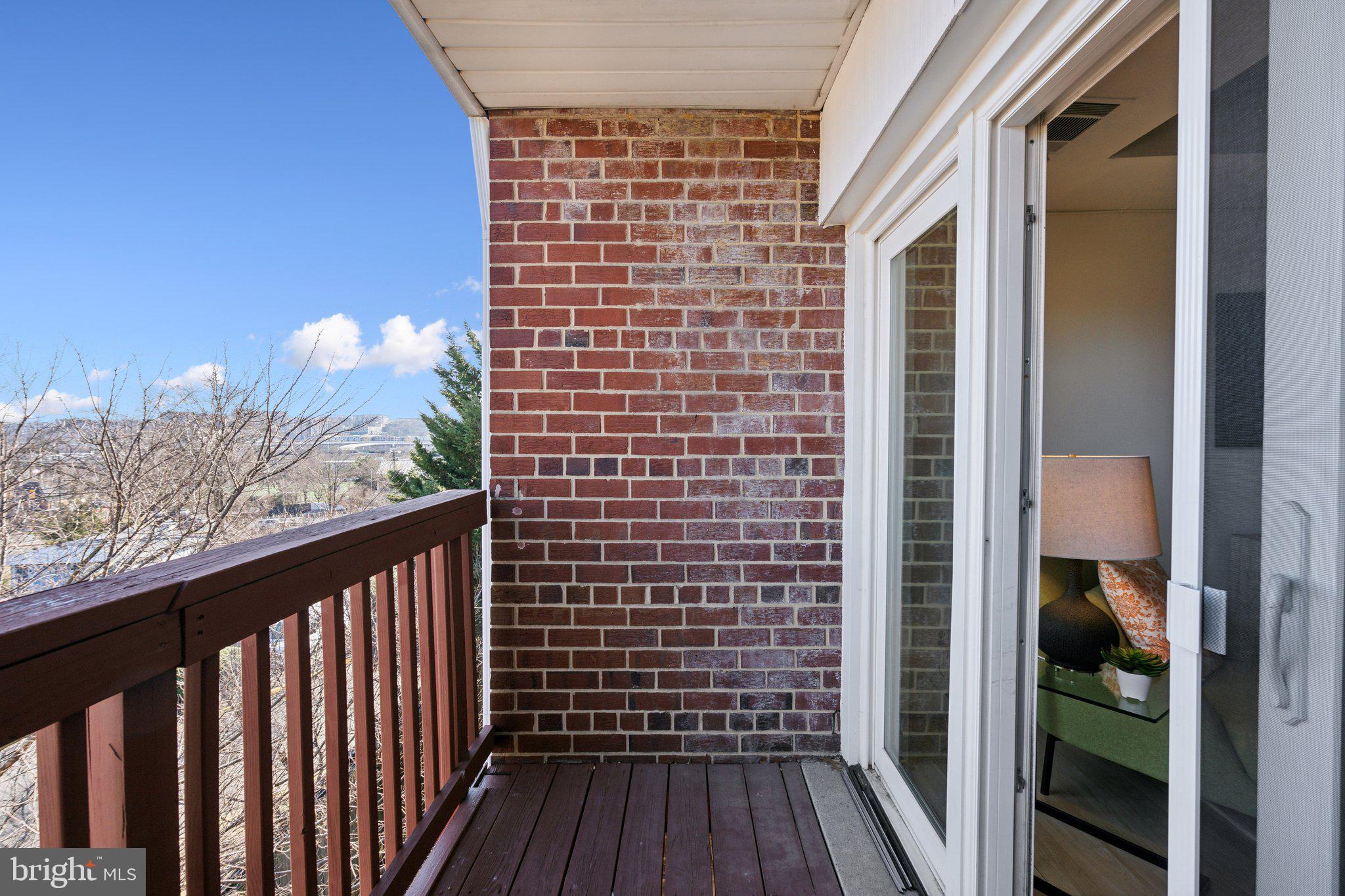SEMINARY WALK - Residential