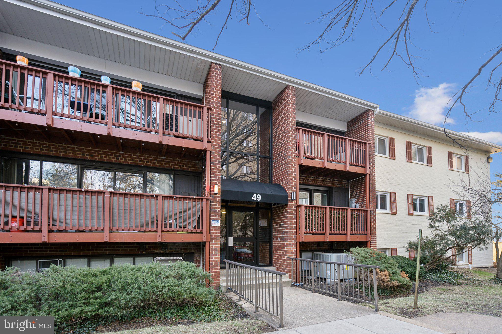 SEMINARY WALK - Residential