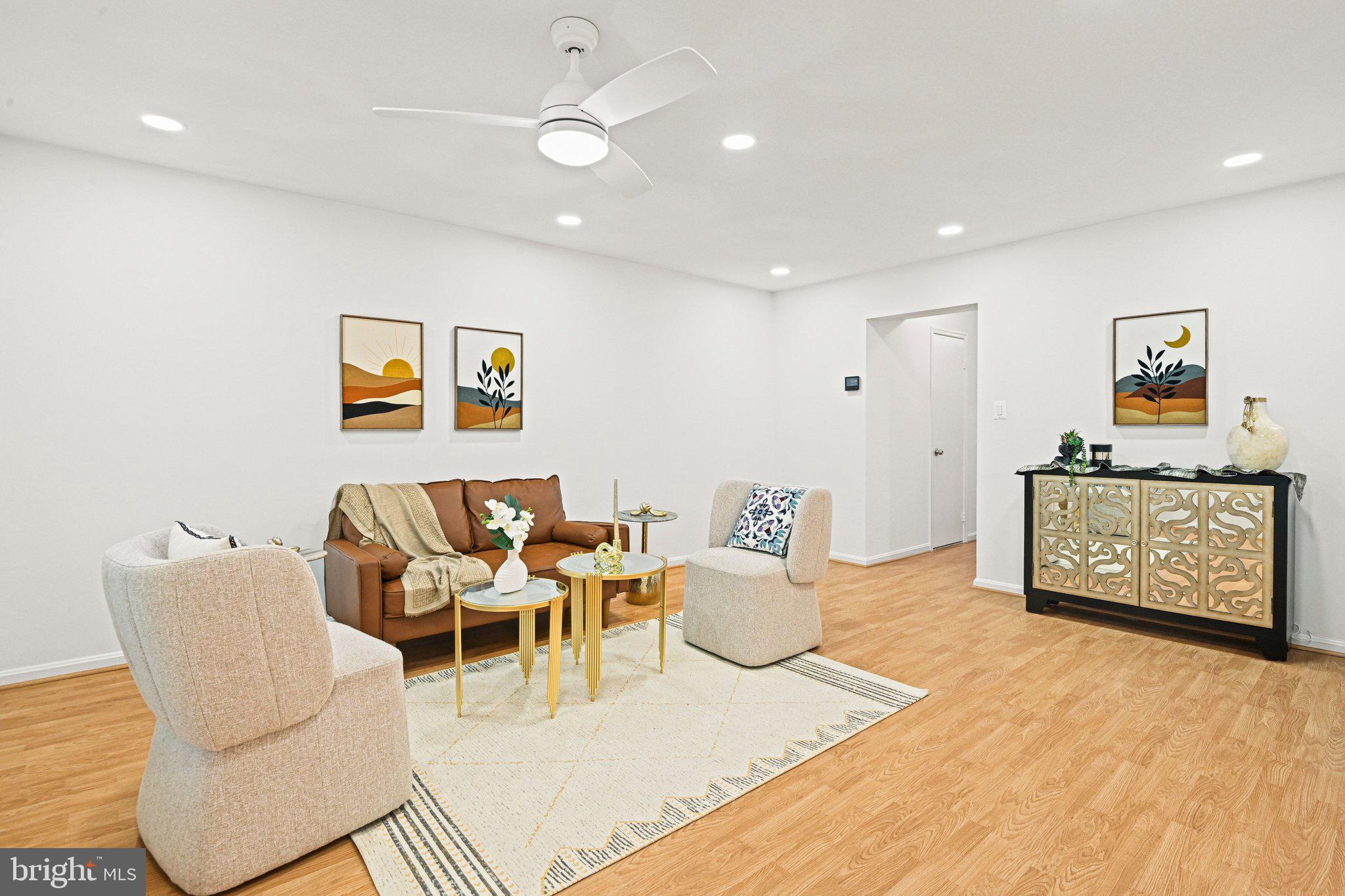 COUNTRY CREEK - Residential