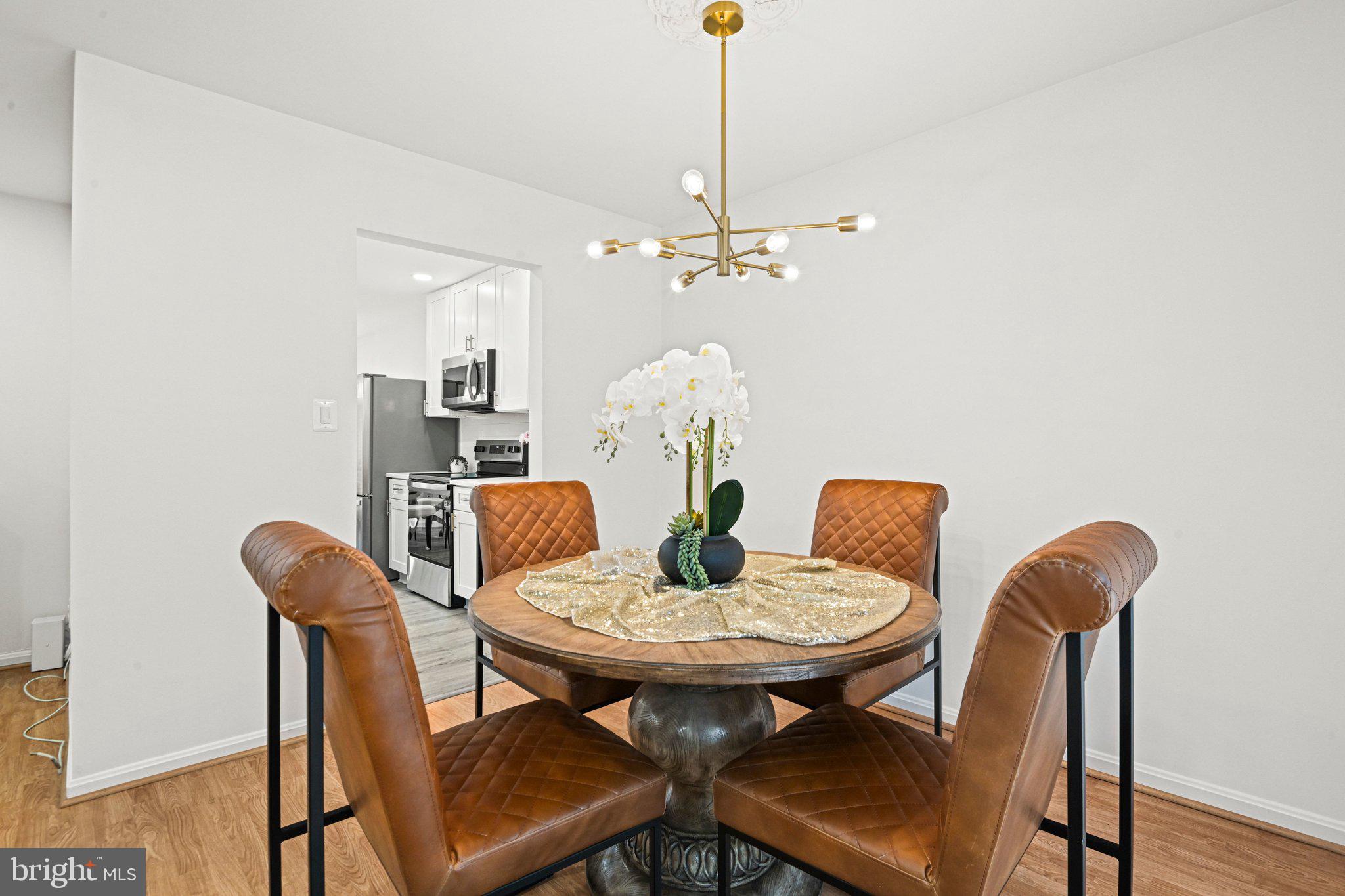 COUNTRY CREEK - Residential