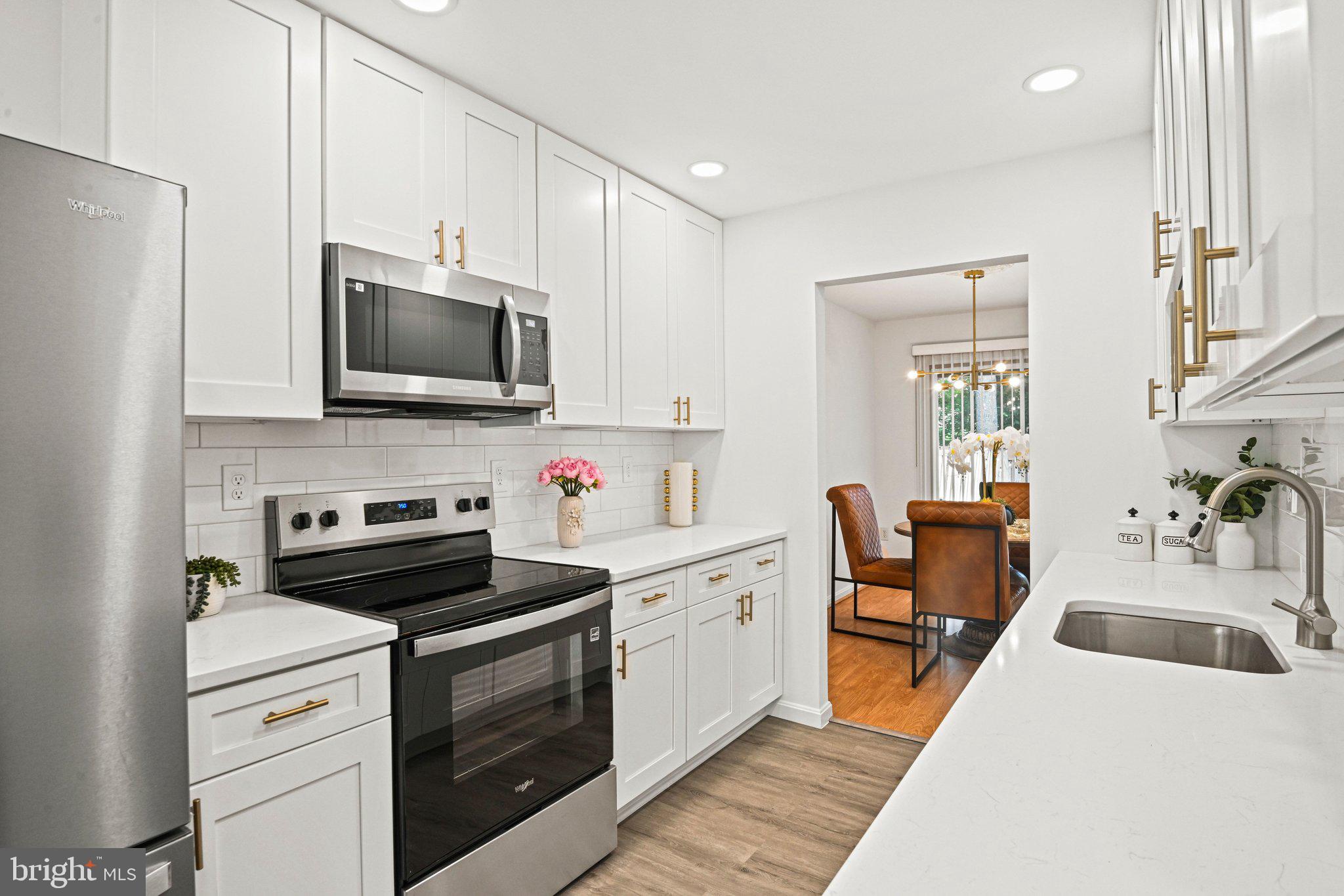COUNTRY CREEK - Residential