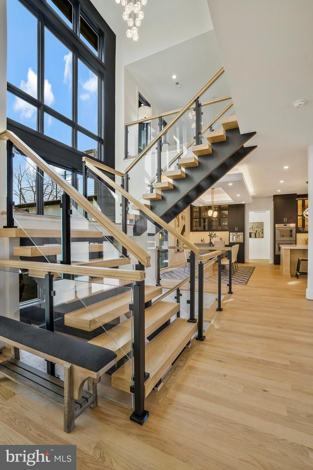BROOKHAVEN - Residential