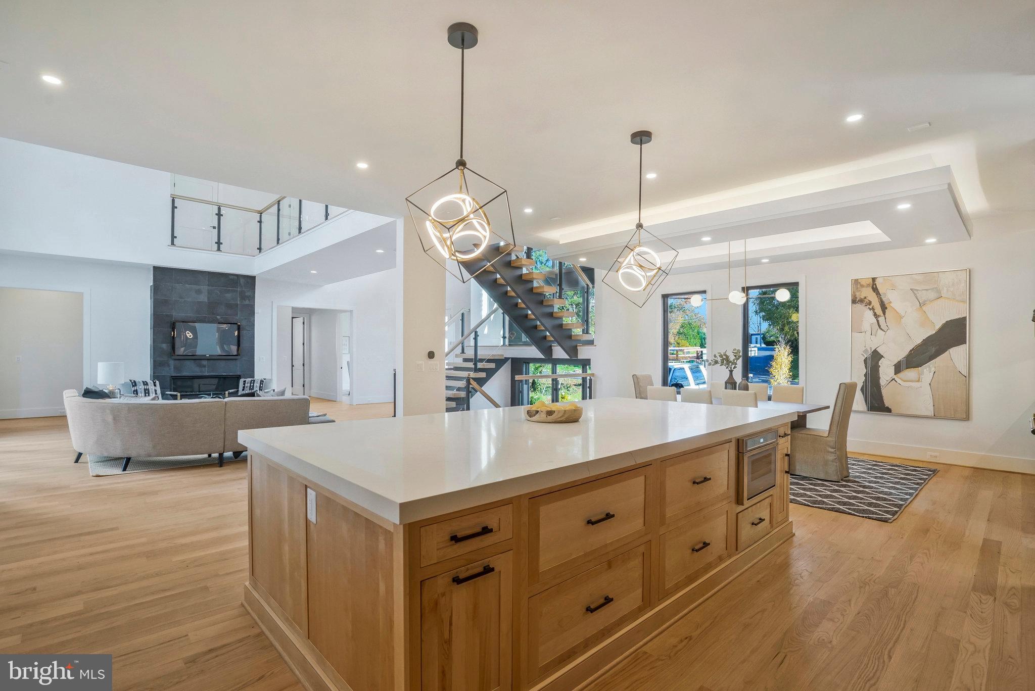BROOKHAVEN - Residential