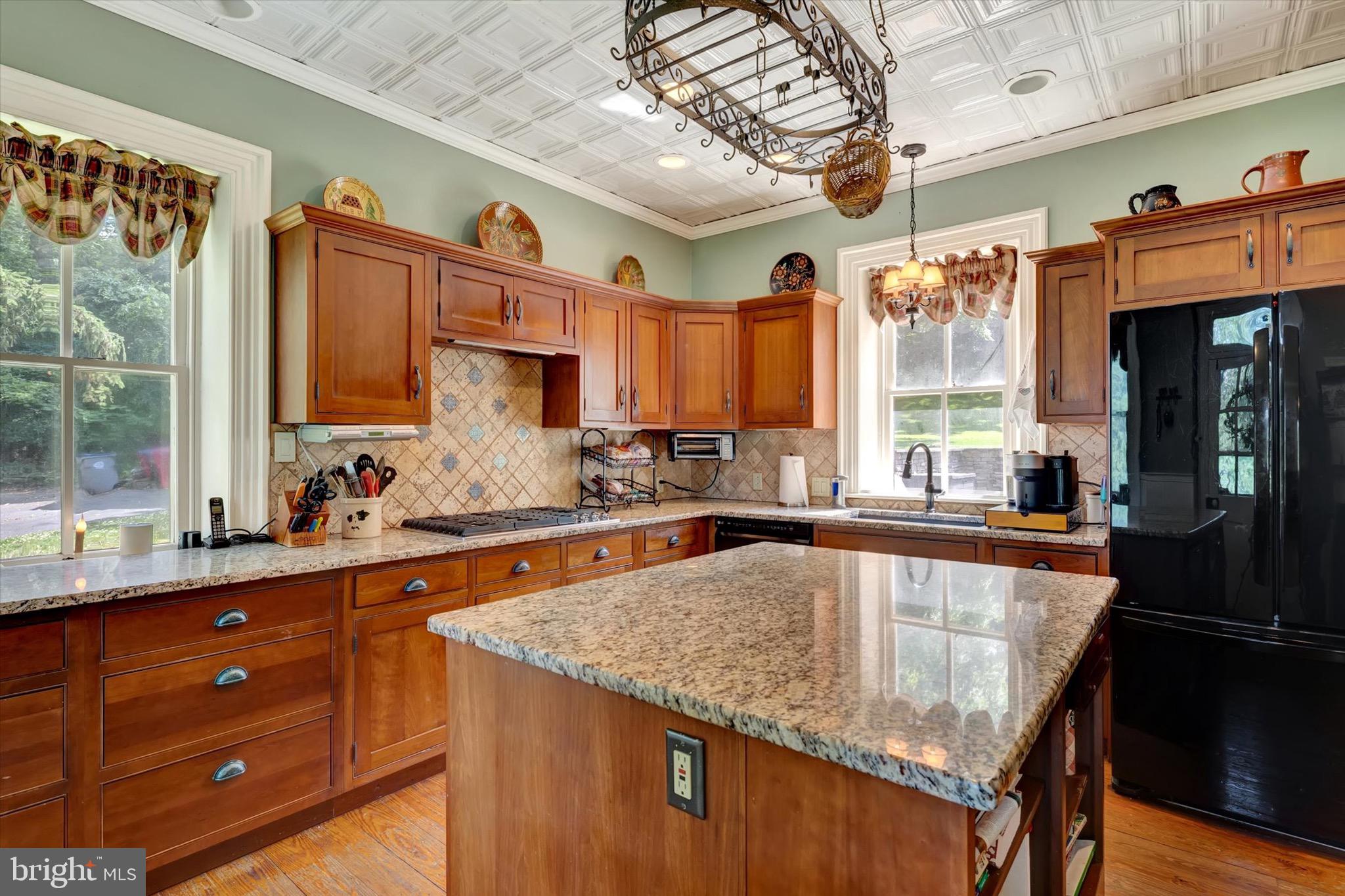 FOX HILL - Residential