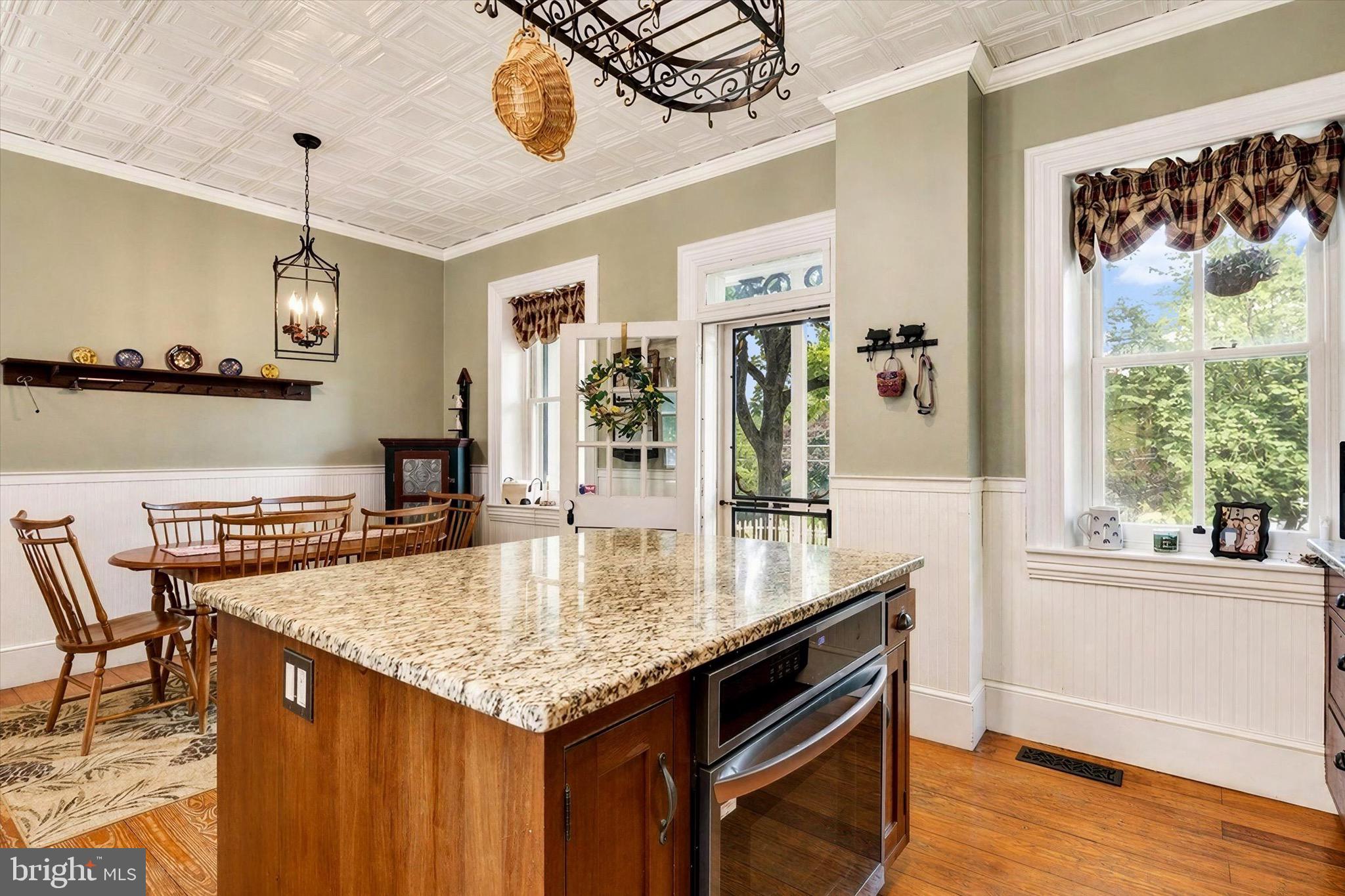 FOX HILL - Residential