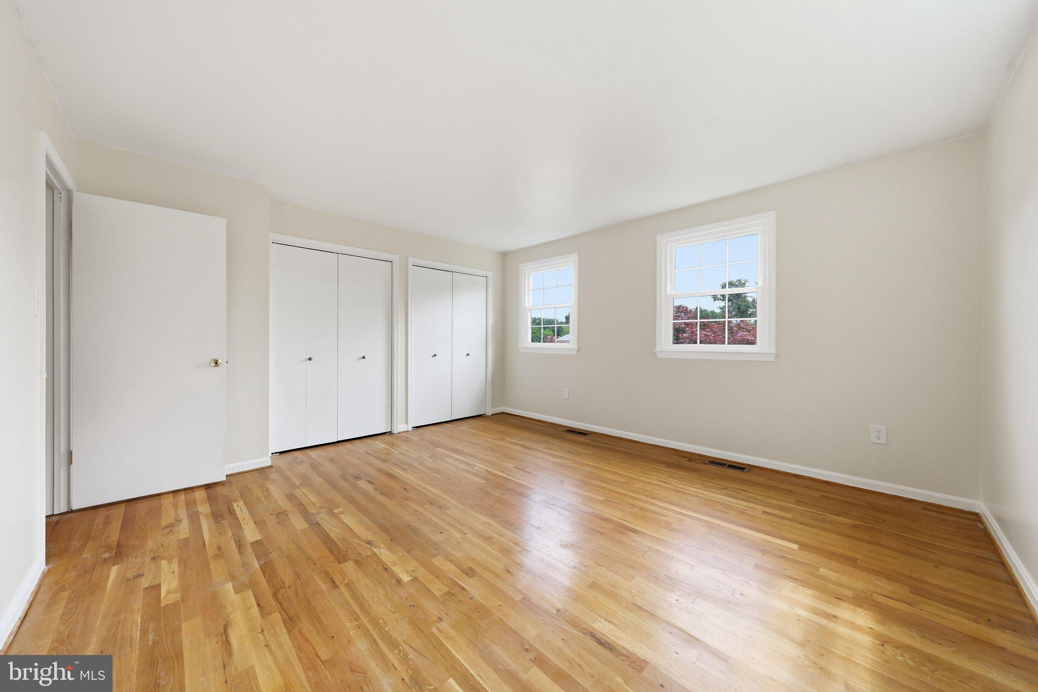 LONDONTOWNE - Residential