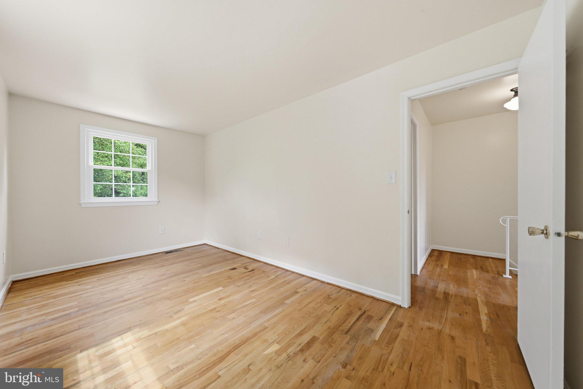 LONDONTOWNE - Residential