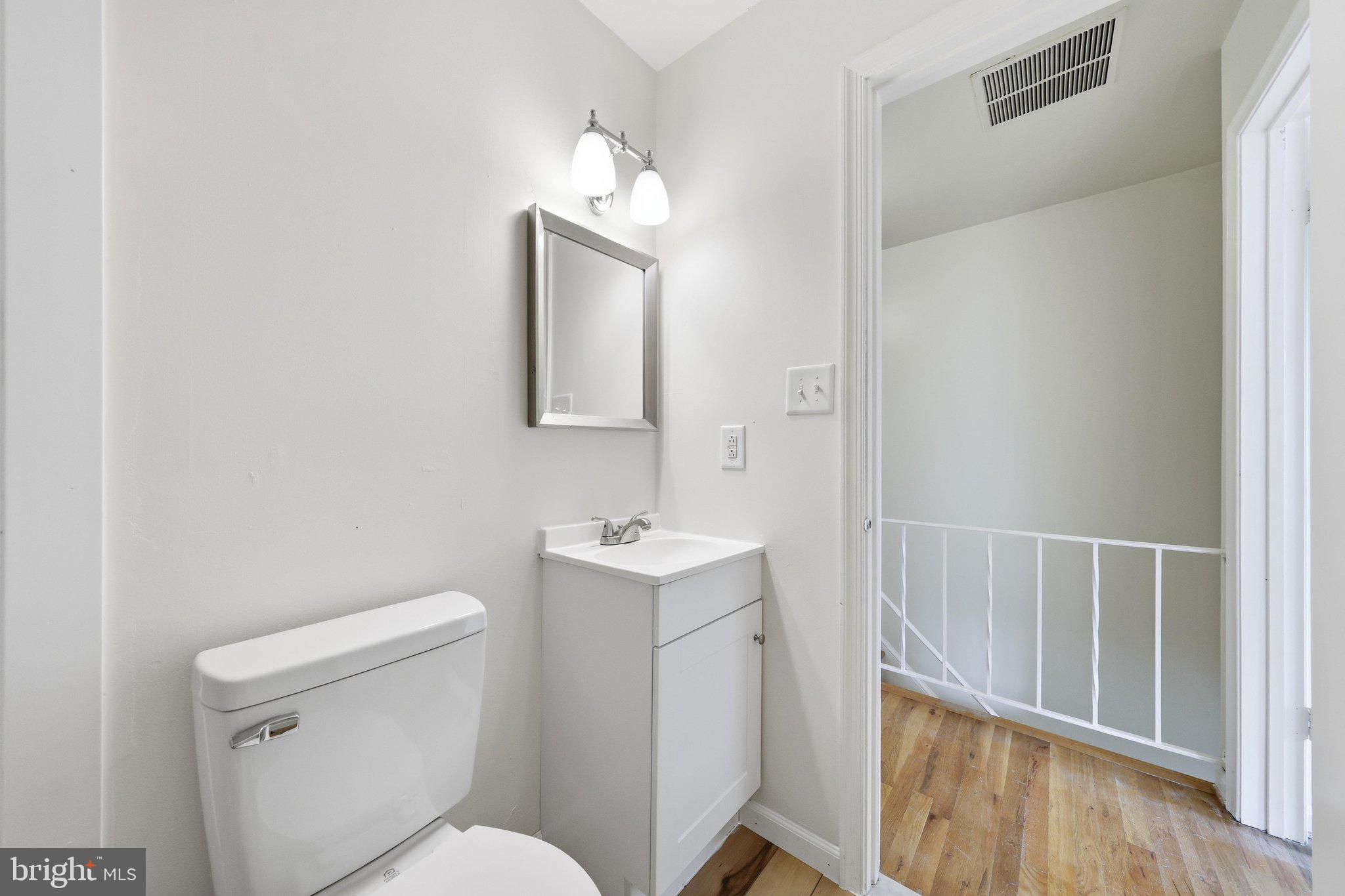 LONDONTOWNE - Residential