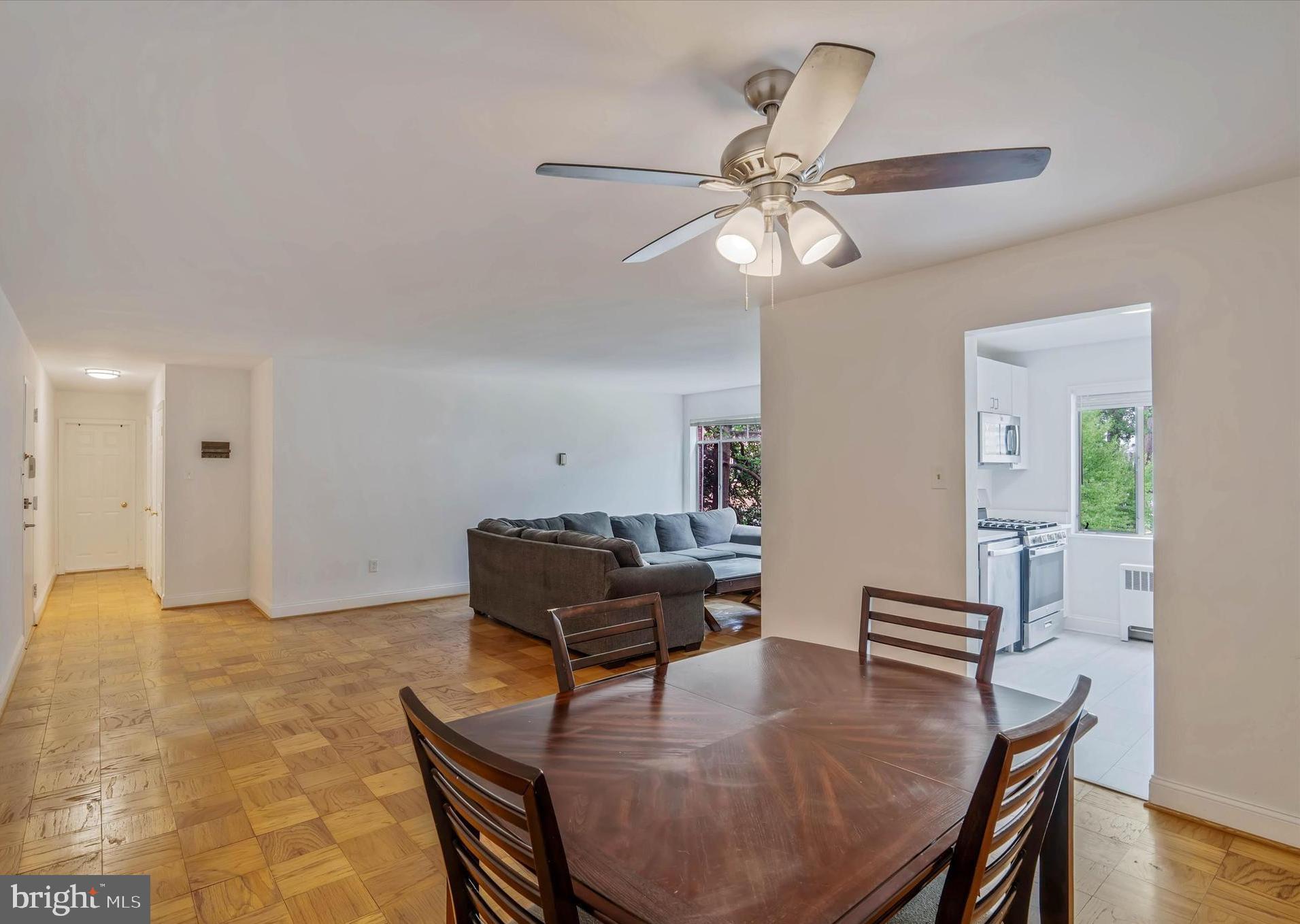 KENWOOD PLACE - Residential