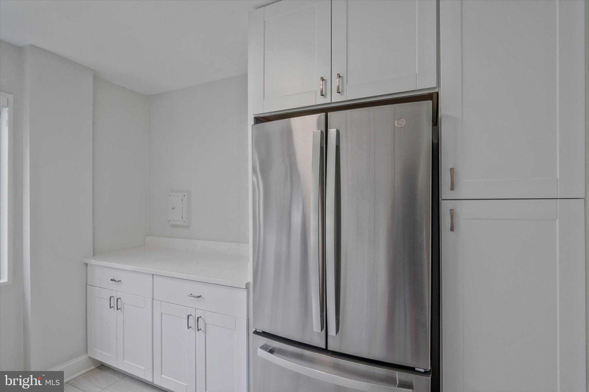 KENWOOD PLACE - Residential