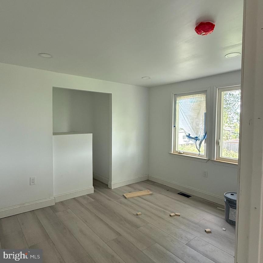 FEASTERVILLE HGTS - Residential
