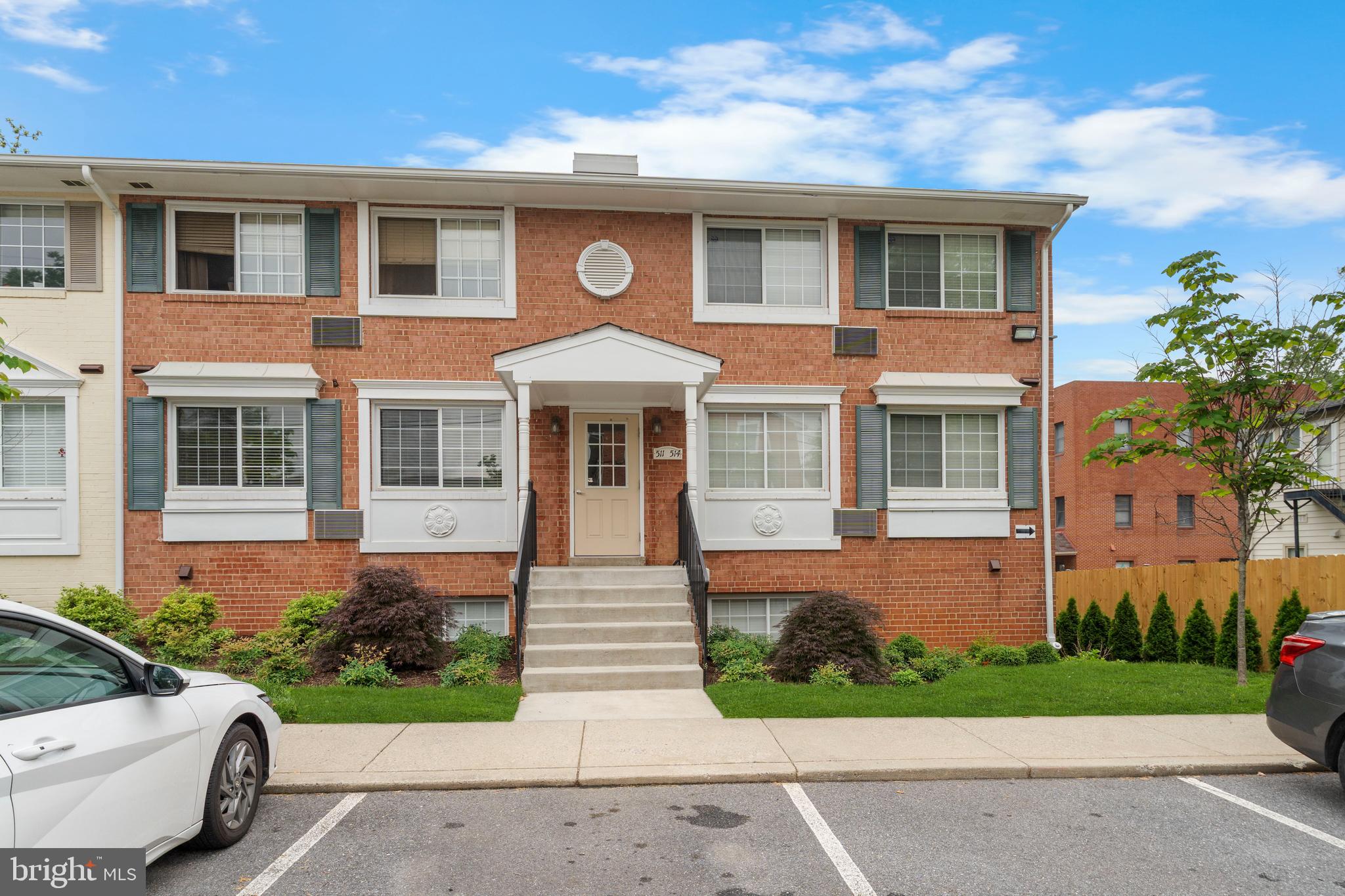 THE OAKS MAIN STREET LAUREL - Residential