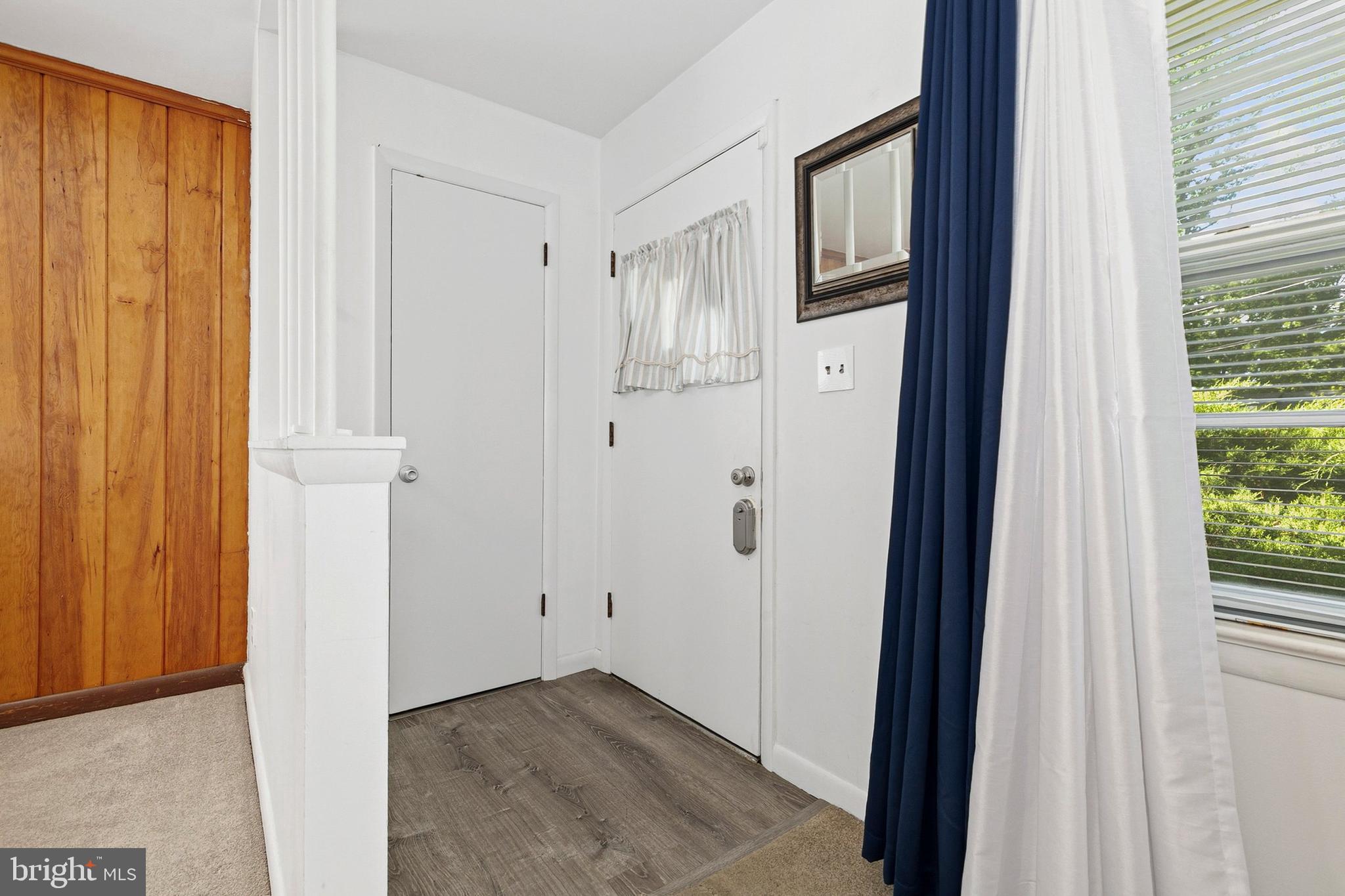 HOLLYWOOD - Residential