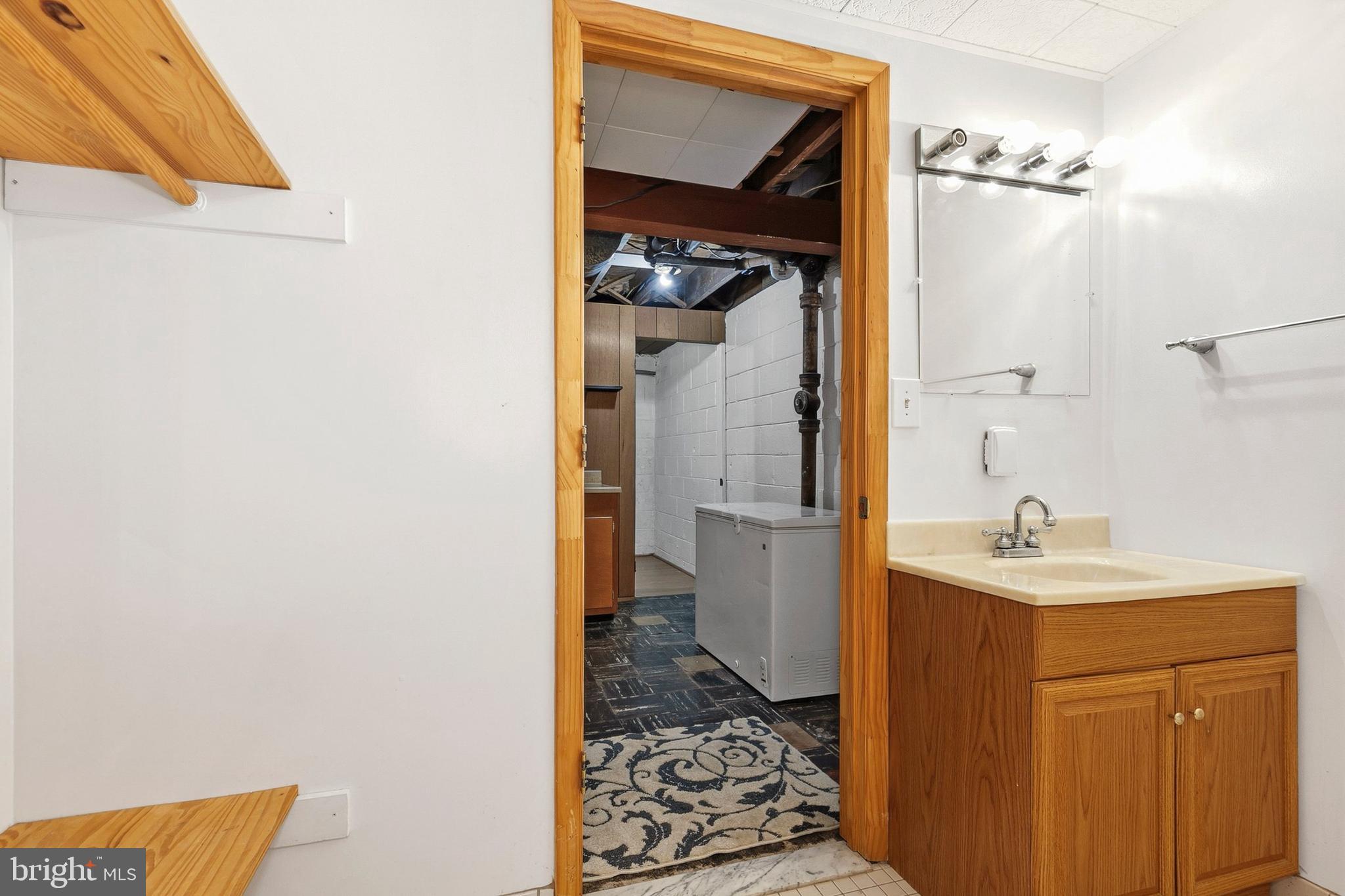 HOLLYWOOD - Residential