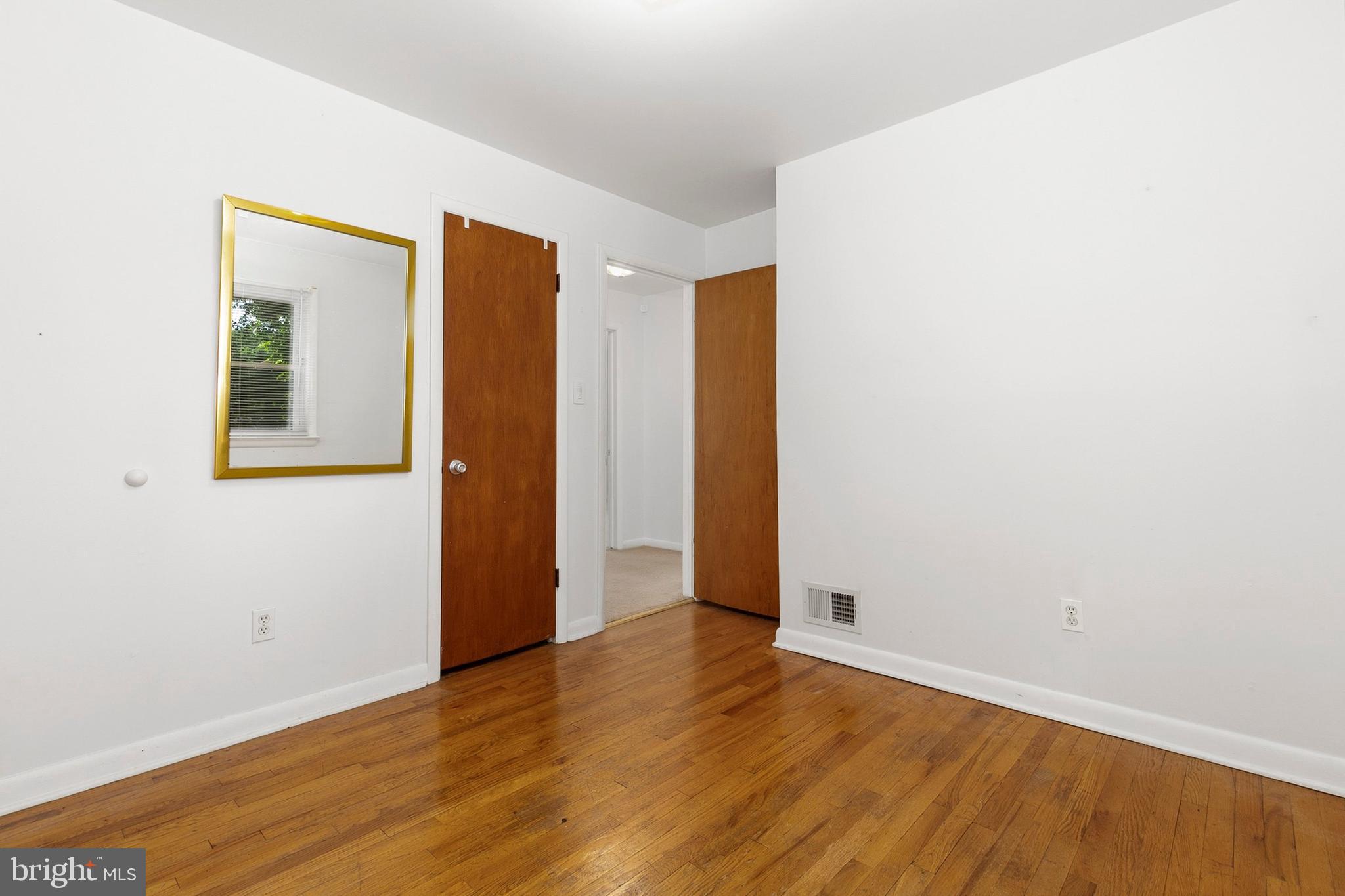 HOLLYWOOD - Residential