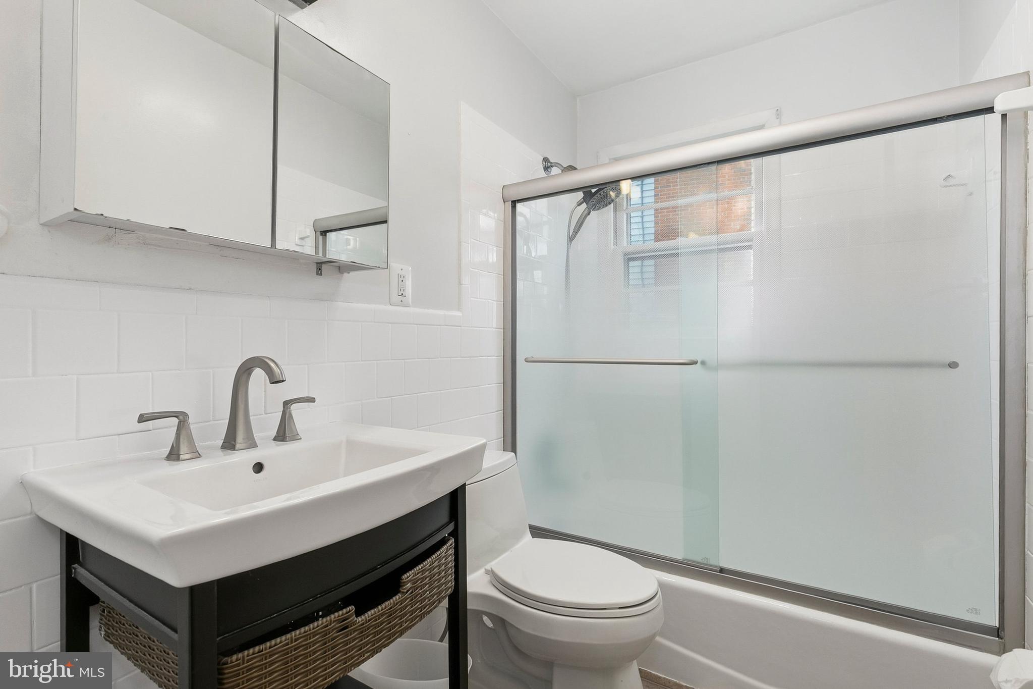 HOLLYWOOD - Residential