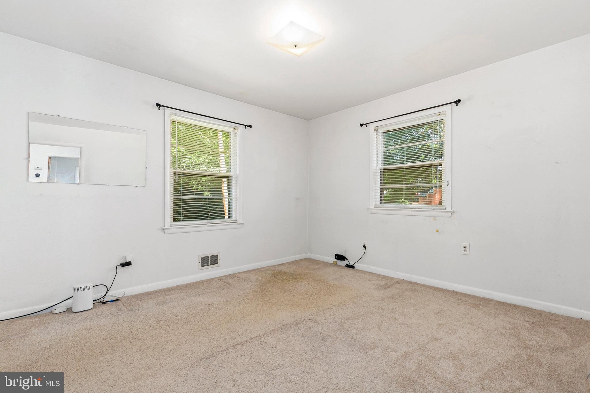 HOLLYWOOD - Residential