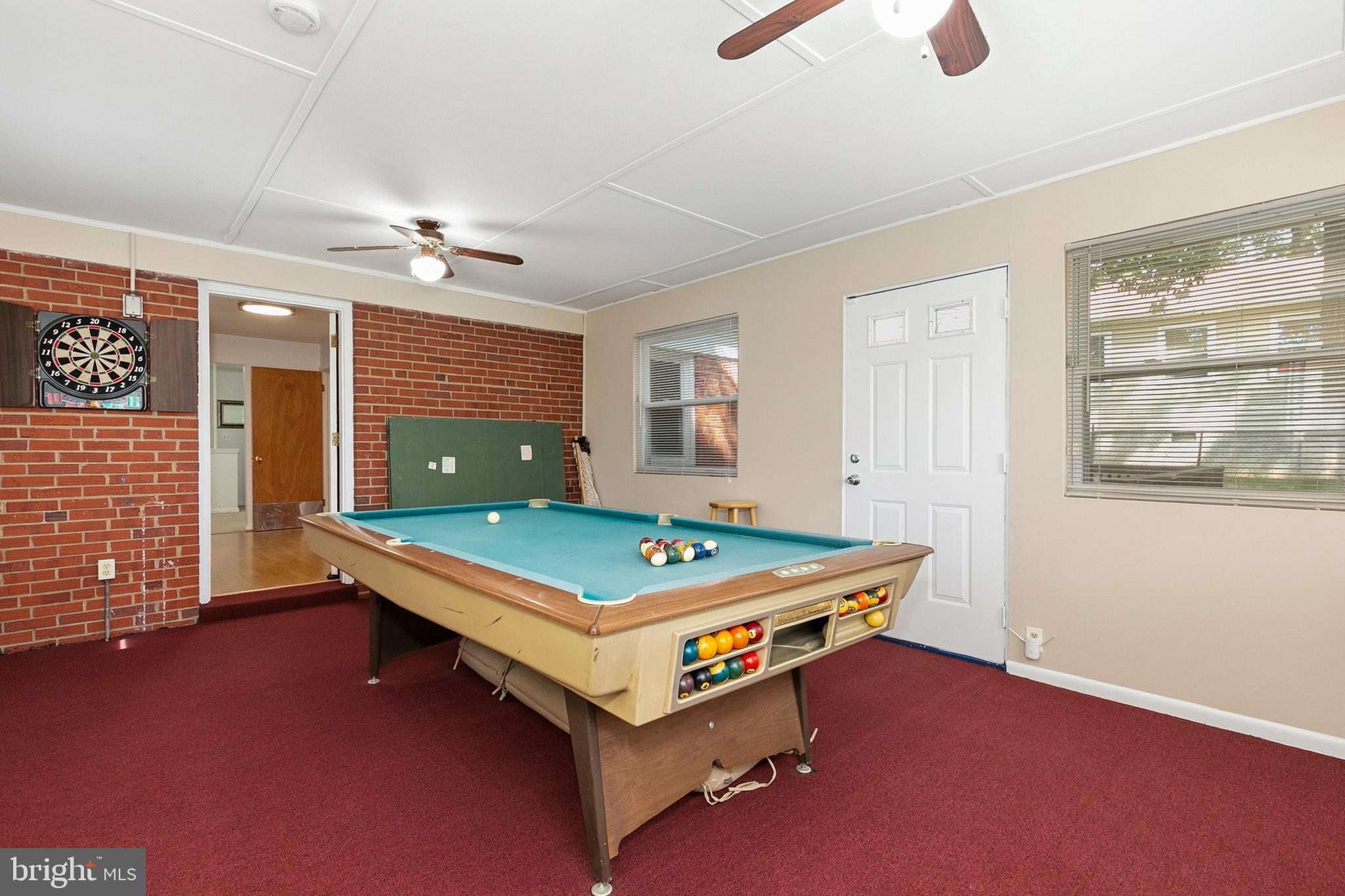 HOLLYWOOD - Residential