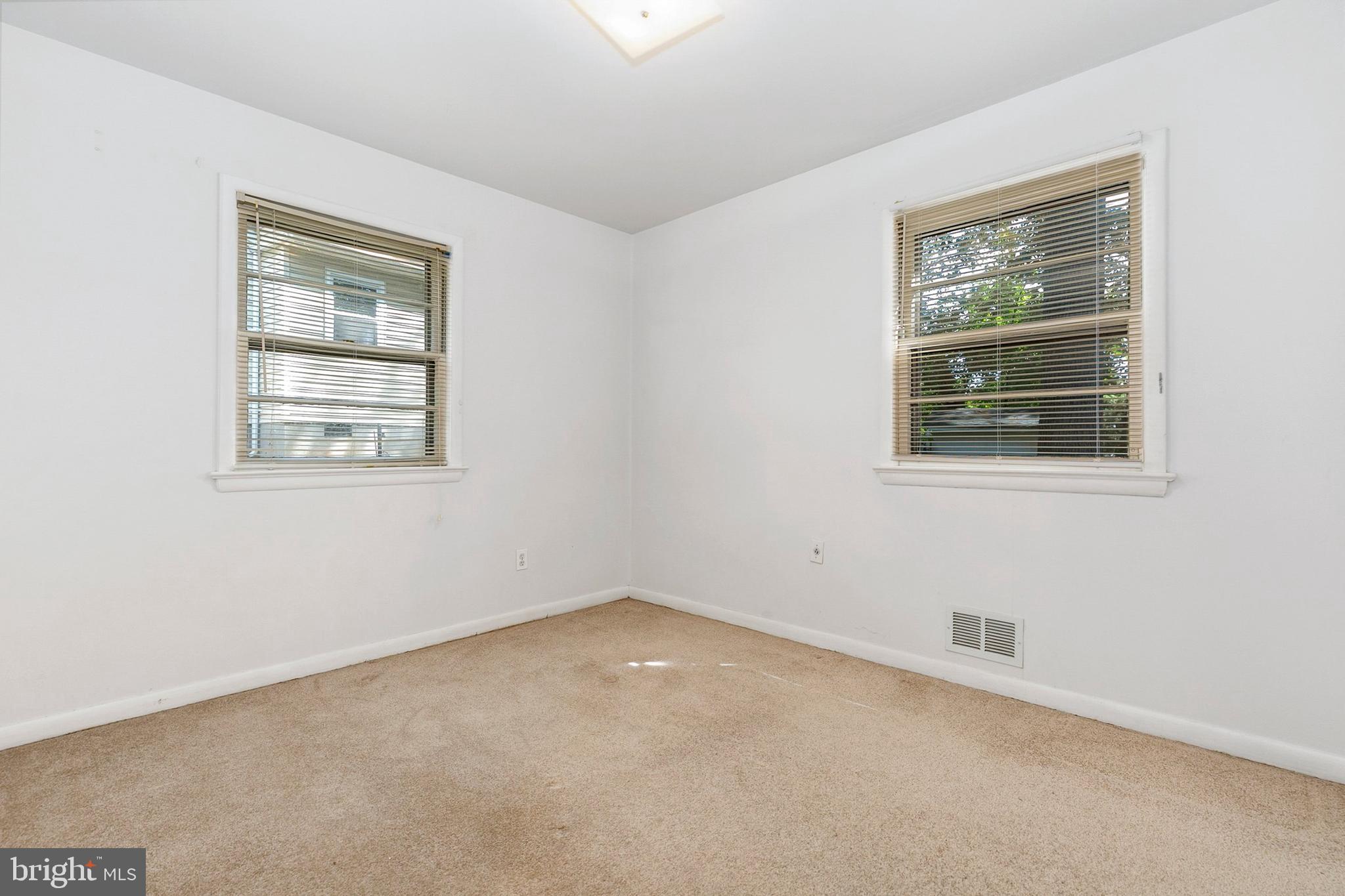 HOLLYWOOD - Residential
