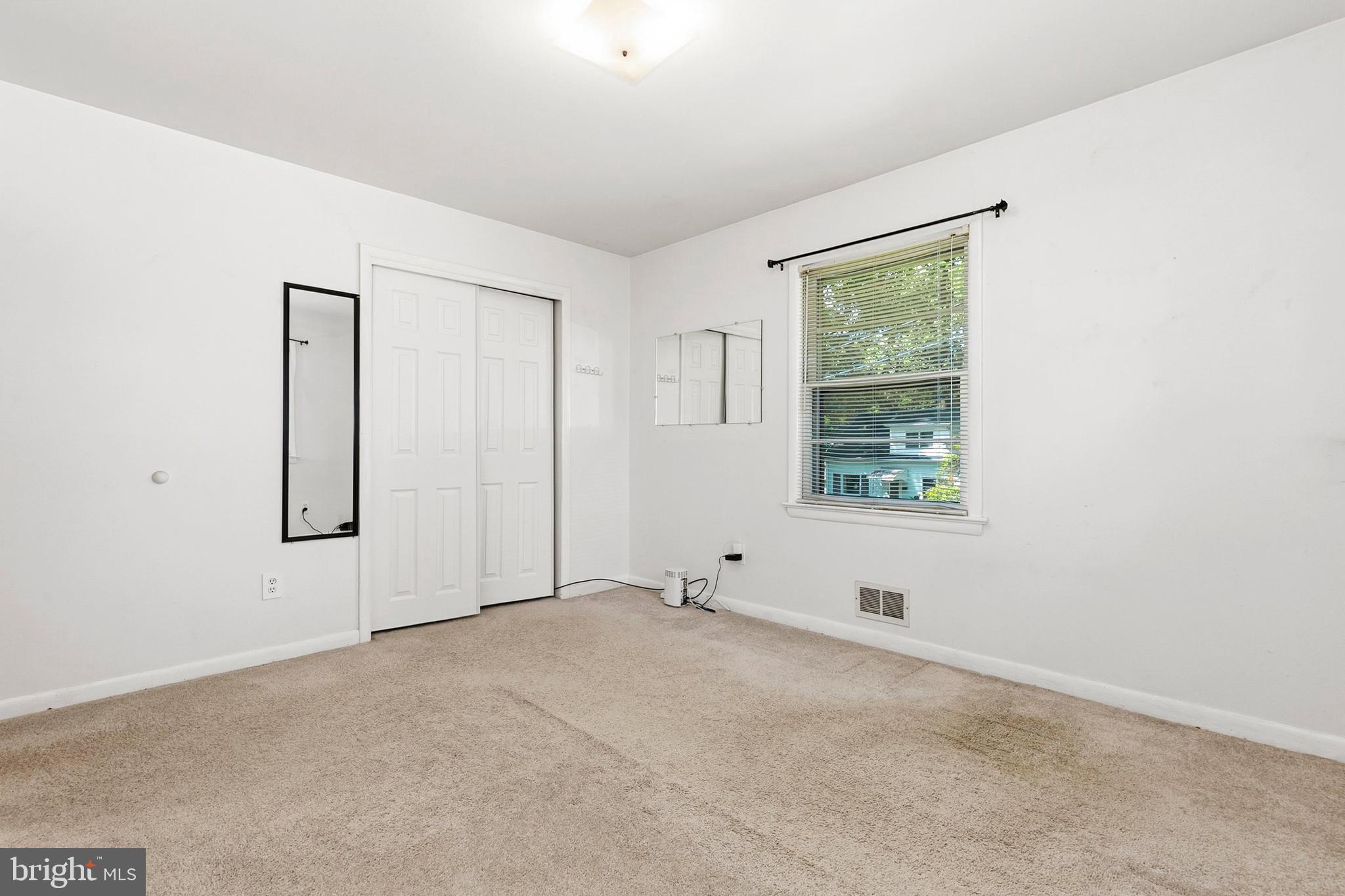 HOLLYWOOD - Residential