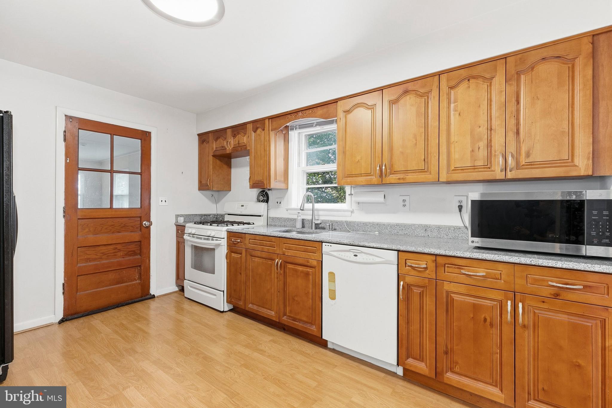 HOLLYWOOD - Residential