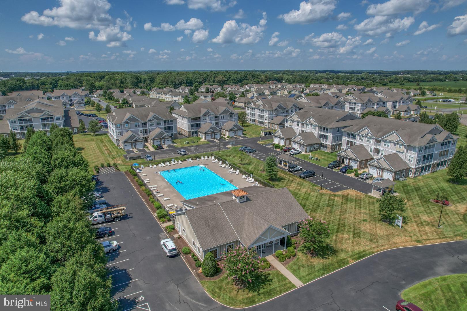 HEARTHSTONE MANOR - Residential