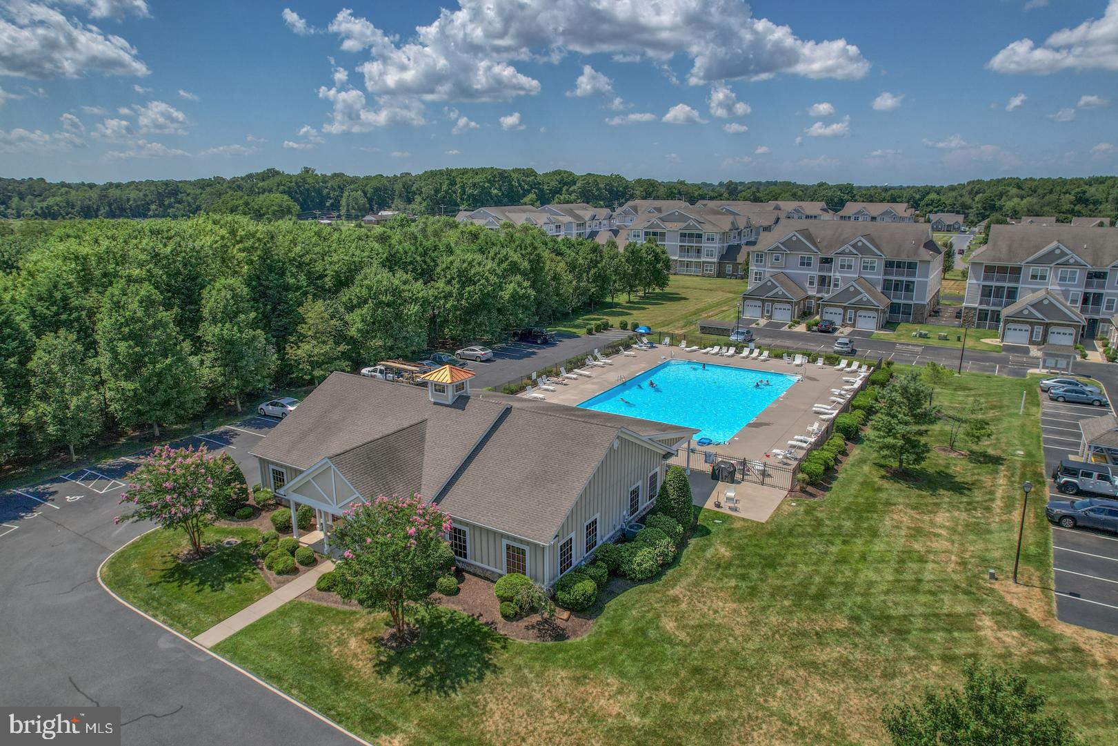 HEARTHSTONE MANOR - Residential