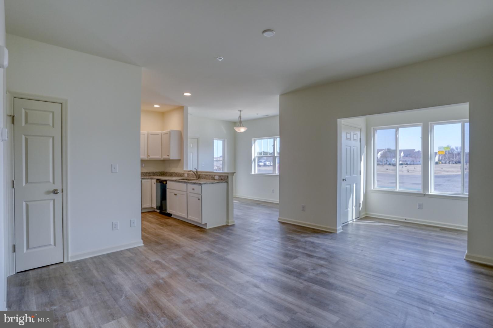 HEARTHSTONE MANOR - Residential