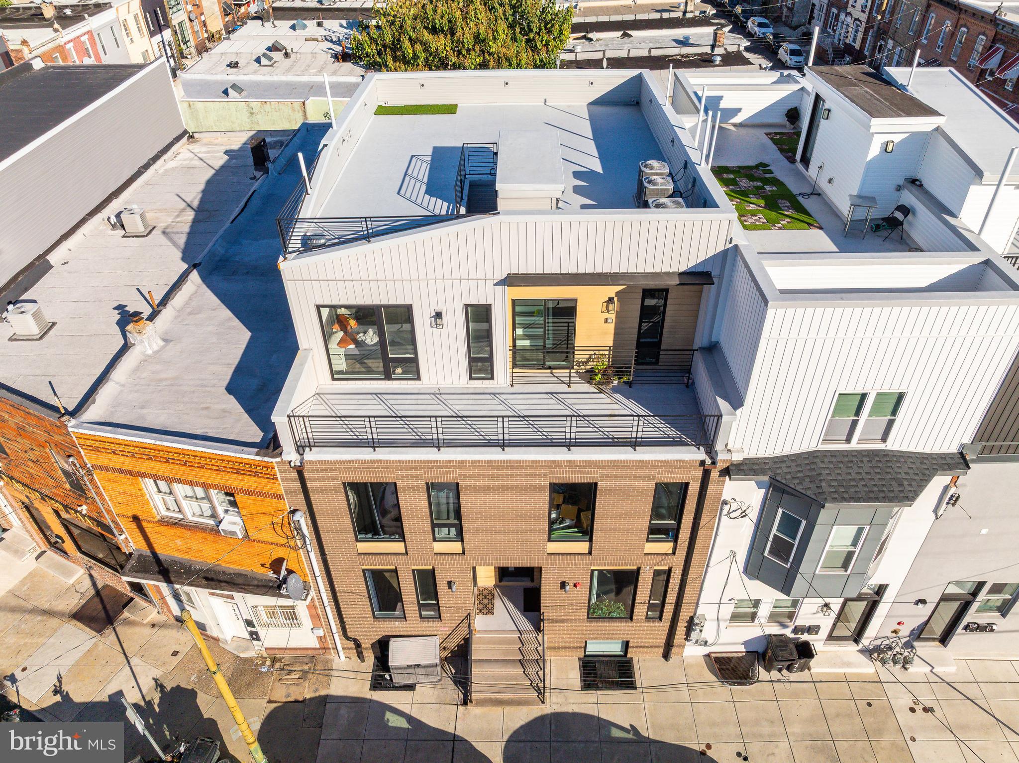 POINT BREEZE - Commercial Sale