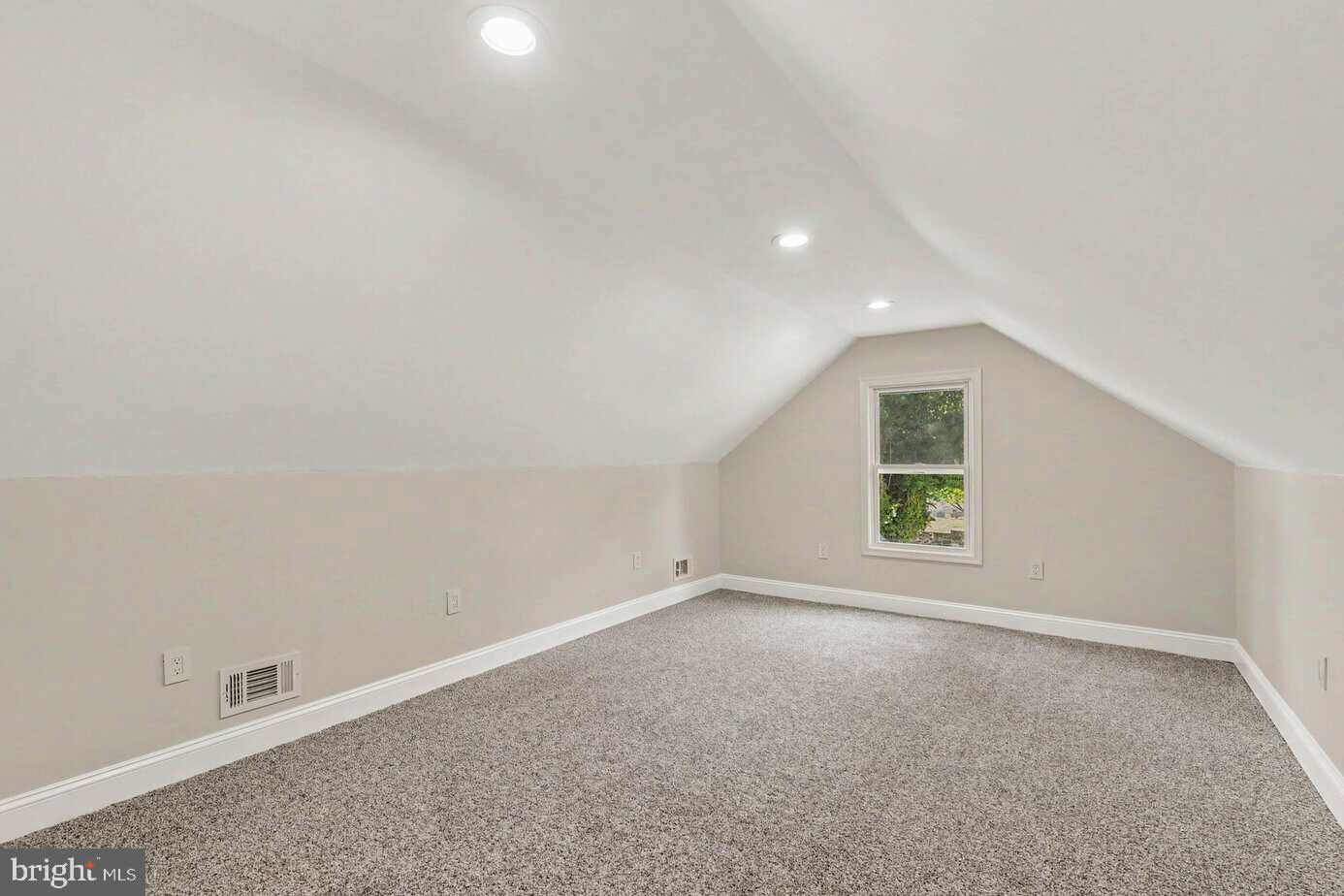 HAMILTON HEIGHTS - Residential